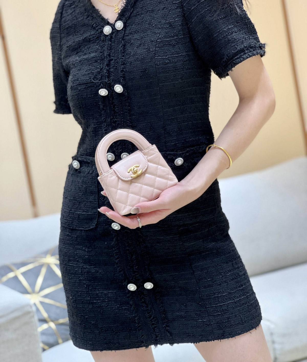 Ellebag’s Exquisite Replica: The Pink Lambskin Chanel Kelly-Style Clutch with Chain(2024 Dec Updated)-ร้านค้าออนไลน์กระเป๋า Louis Vuitton ปลอมคุณภาพดีที่สุด, กระเป๋าออกแบบจำลอง ru