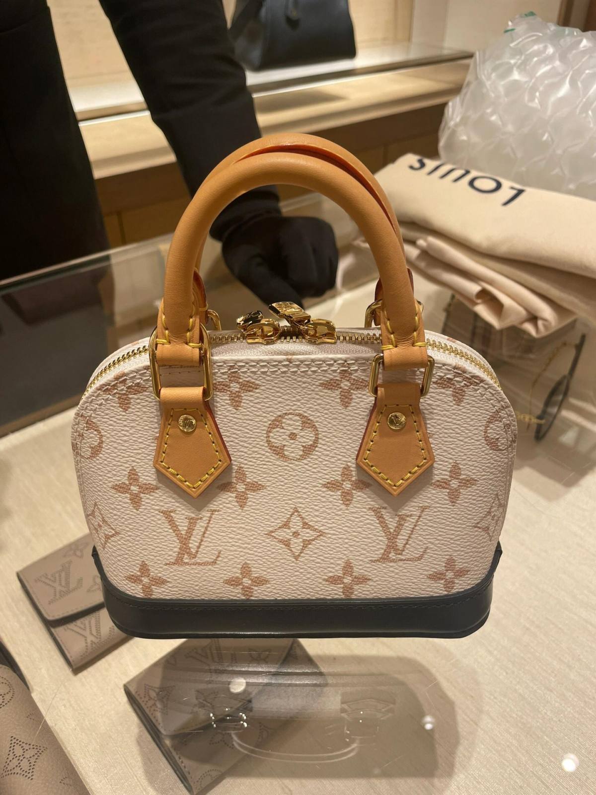 Ellebag’s Replica Journey: M46895 Nano Alma Handbag – A Perfect Reproduction(2024 Dec Updated)-Best Quality Fake Louis Vuitton Bag Online Store, Replica designer bag ru