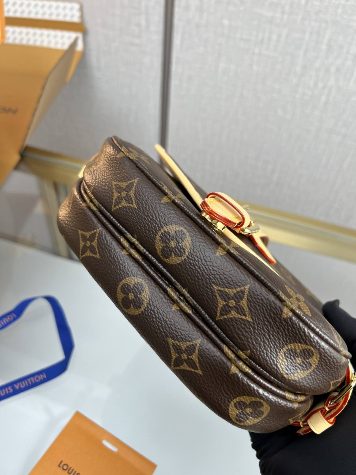 Louis Vuitton M46740 SAUMUR BB Handbag Craftsmanship Breakdown(2024 Dec Updated)-Best Quality Fake Louis Vuitton Bag Online Store, Replica designer bag ru