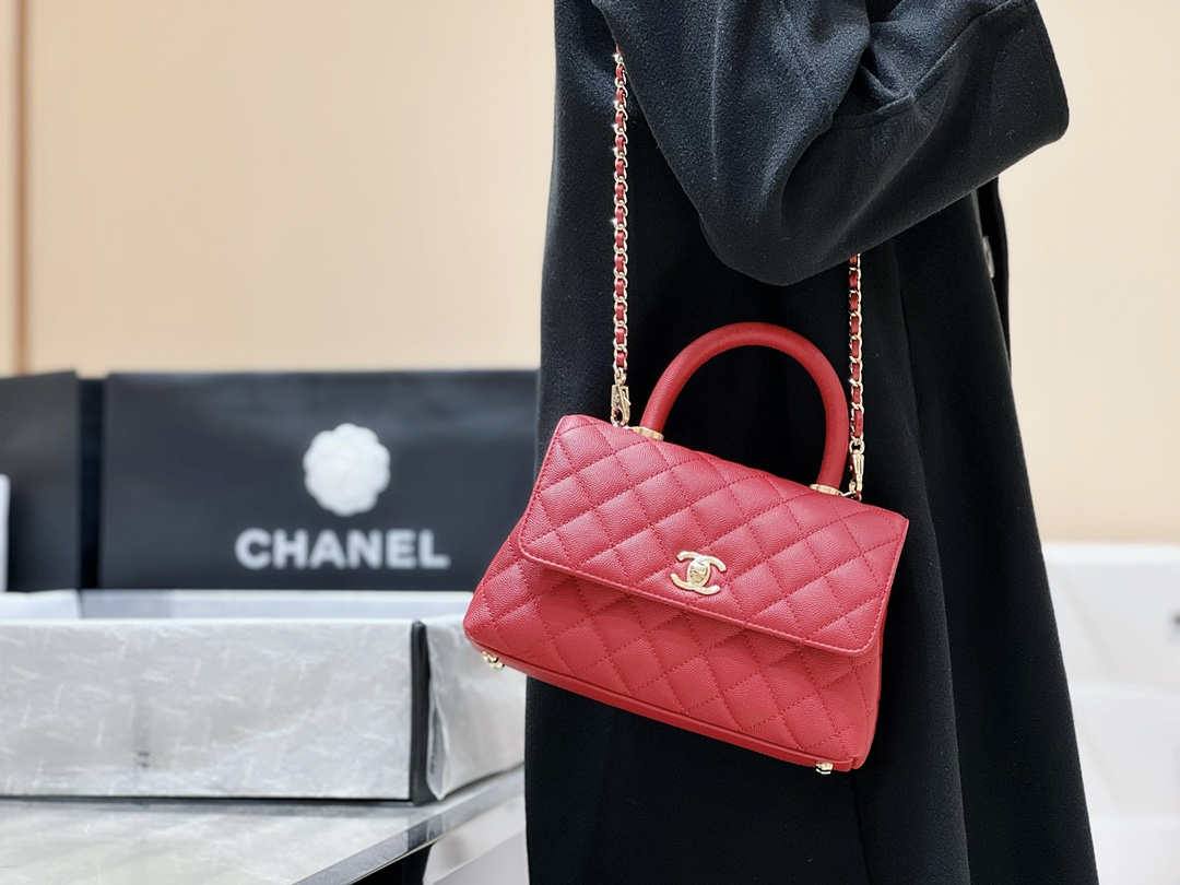 Ellebag’s Exquisite Replica: The Red Caviar Leather Chanel Coco Handle 22P with Champagne Gold Hardware(2024 Dec Updated)-Dyqani në internet i çantave të rreme Louis Vuitton me cilësi më të mirë, çanta modeli kopje ru