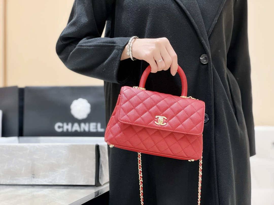 Ellebag’s Exquisite Replica: The Red Caviar Leather Chanel Coco Handle 22P with Champagne Gold Hardware(2024 Dec Updated)-Dyqani në internet i çantave të rreme Louis Vuitton me cilësi më të mirë, çanta modeli kopje ru