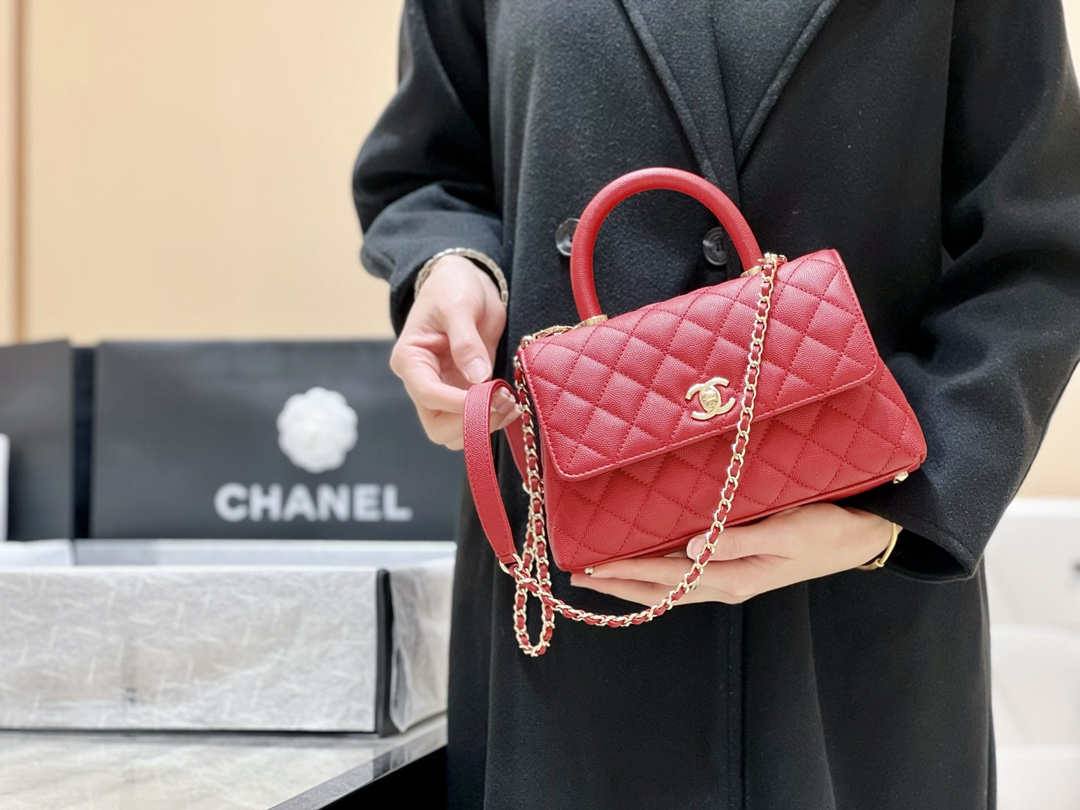 Ellebag’s Exquisite Replica: The Red Caviar Leather Chanel Coco Handle 22P with Champagne Gold Hardware(2024 Dec Updated)-Dyqani në internet i çantave të rreme Louis Vuitton me cilësi më të mirë, çanta modeli kopje ru