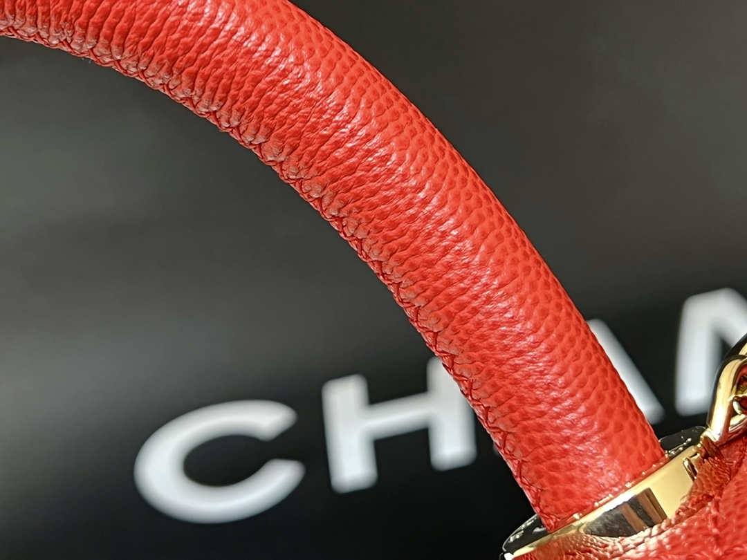 Ellebag’s Exquisite Replica: The Red Caviar Leather Chanel Coco Handle 22P with Champagne Gold Hardware(2024 Dec Updated)-Dyqani në internet i çantave të rreme Louis Vuitton me cilësi më të mirë, çanta modeli kopje ru