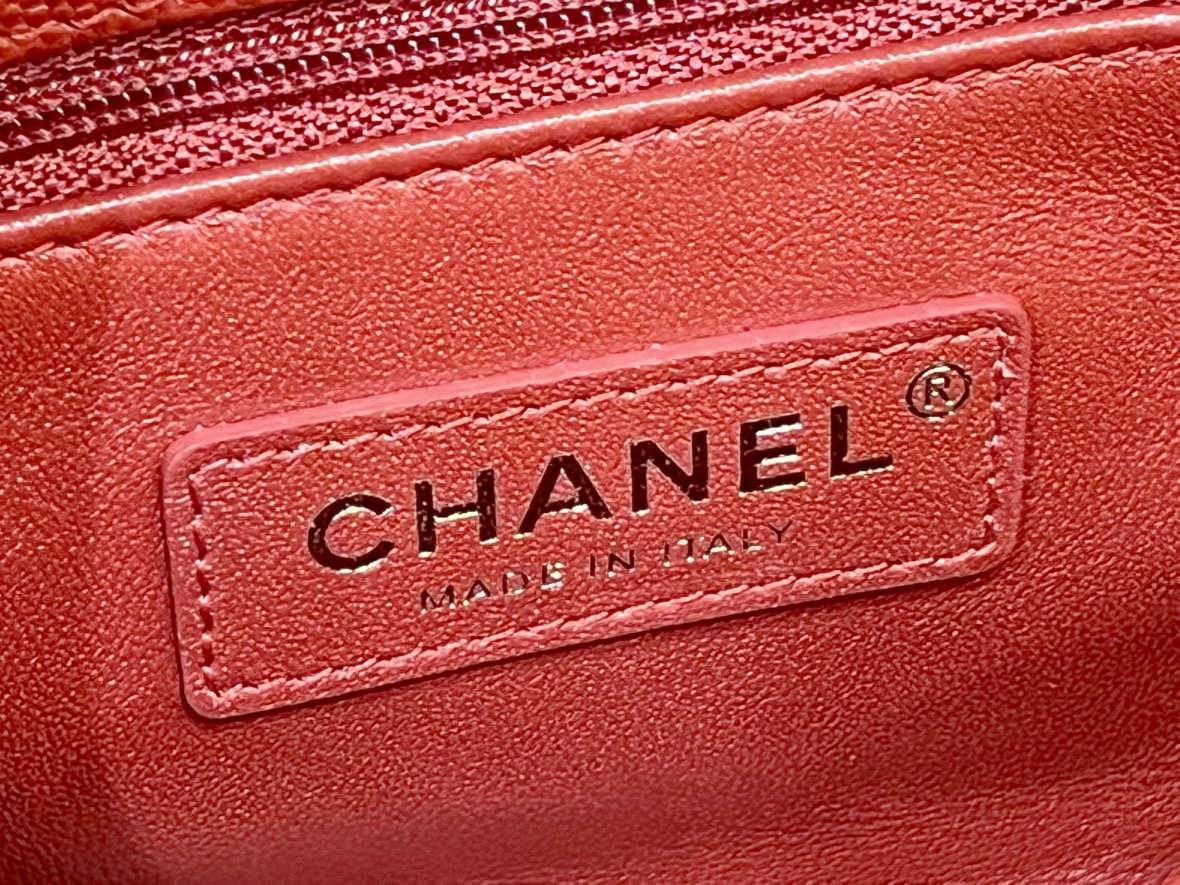 Ellebag’s Exquisite Replica: The Red Caviar Leather Chanel Coco Handle 22P with Champagne Gold Hardware(2024 Dec Updated)-Dyqani në internet i çantave të rreme Louis Vuitton me cilësi më të mirë, çanta modeli kopje ru