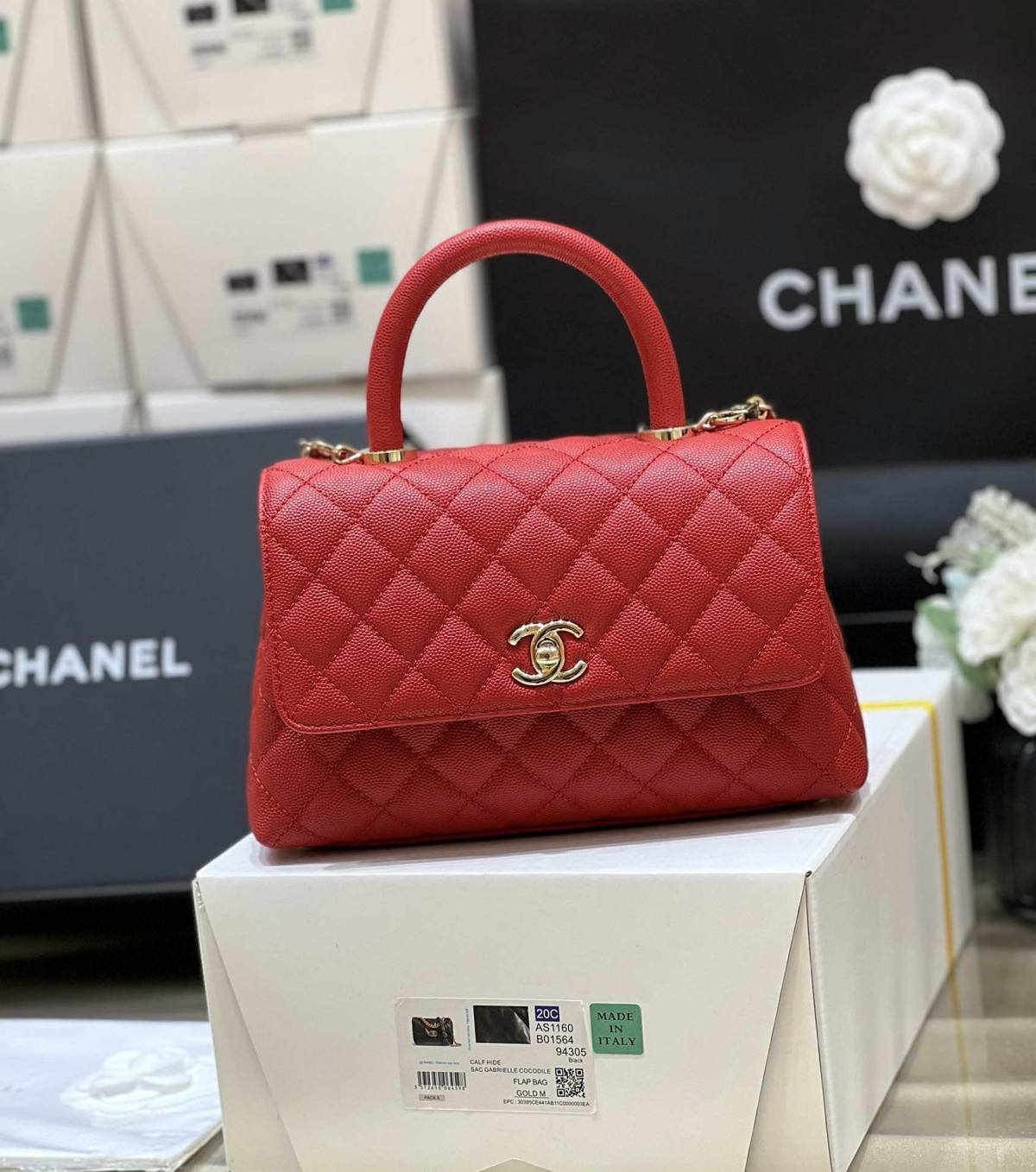 Ellebag’s Exquisite Replica: The Red Caviar Leather Chanel Coco Handle 22P with Champagne Gold Hardware(2024 Dec Updated)-Dyqani në internet i çantave të rreme Louis Vuitton me cilësi më të mirë, çanta modeli kopje ru