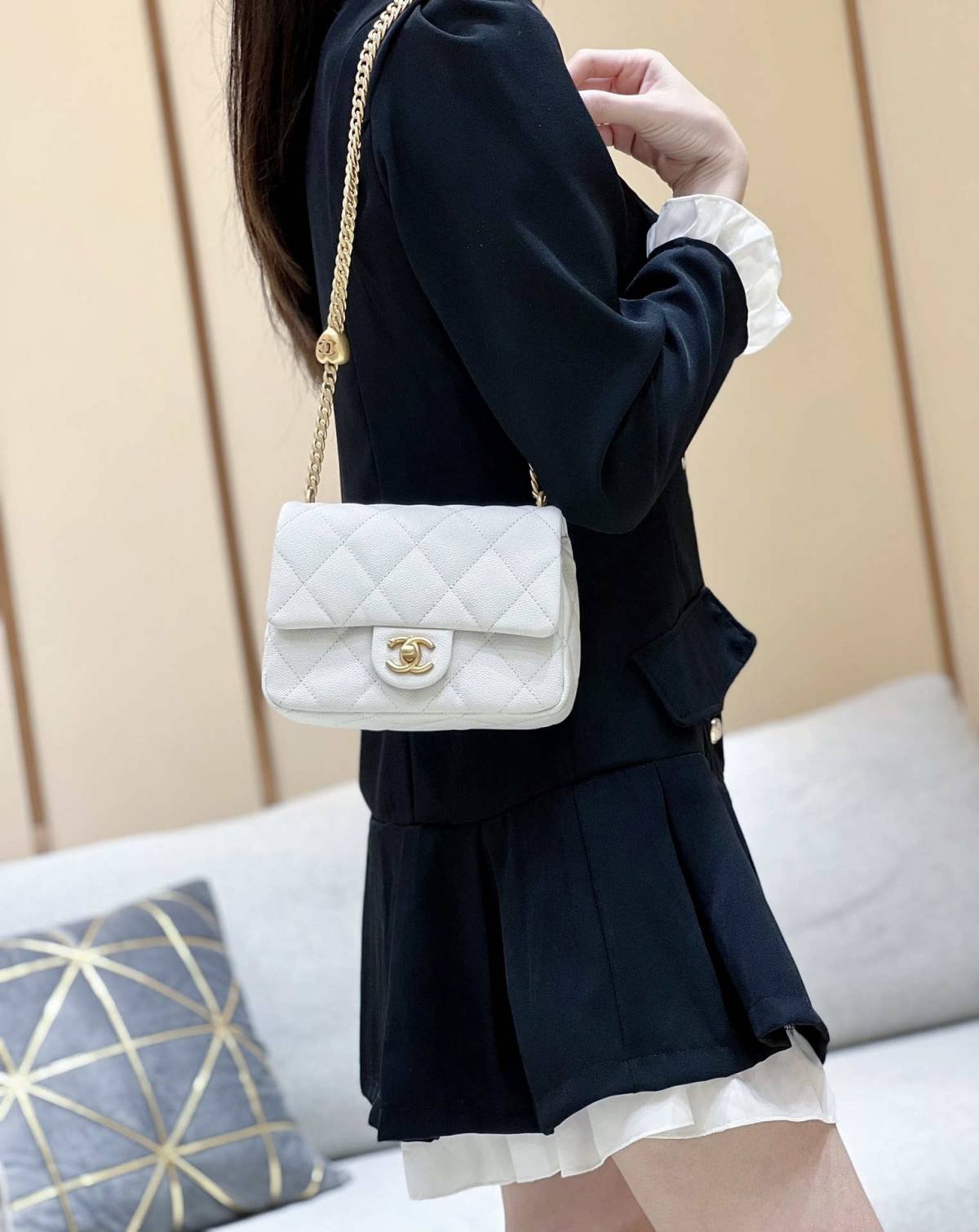 Ellebag’s Exquisite Replica: The White Caviar Leather Chanel Mini Flap Bag with Heart Clasp(2024 Dec Updated)-Best Quality Fake Louis Vuitton Bag Online Store, Replica designer bag ru