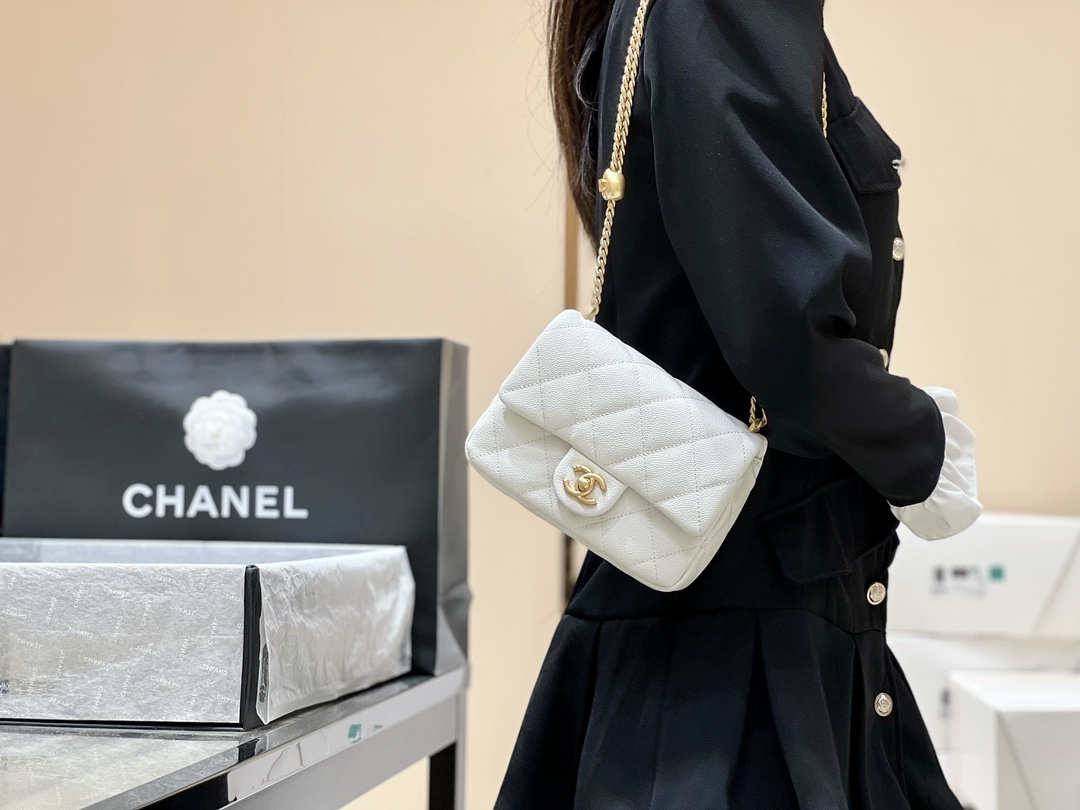 Ellebag’s Exquisite Replica: The White Caviar Leather Chanel Mini Flap Bag with Heart Clasp(2024 Dec Updated)-Best Quality Fake Louis Vuitton Bag Online Store, Replica designer bag ru