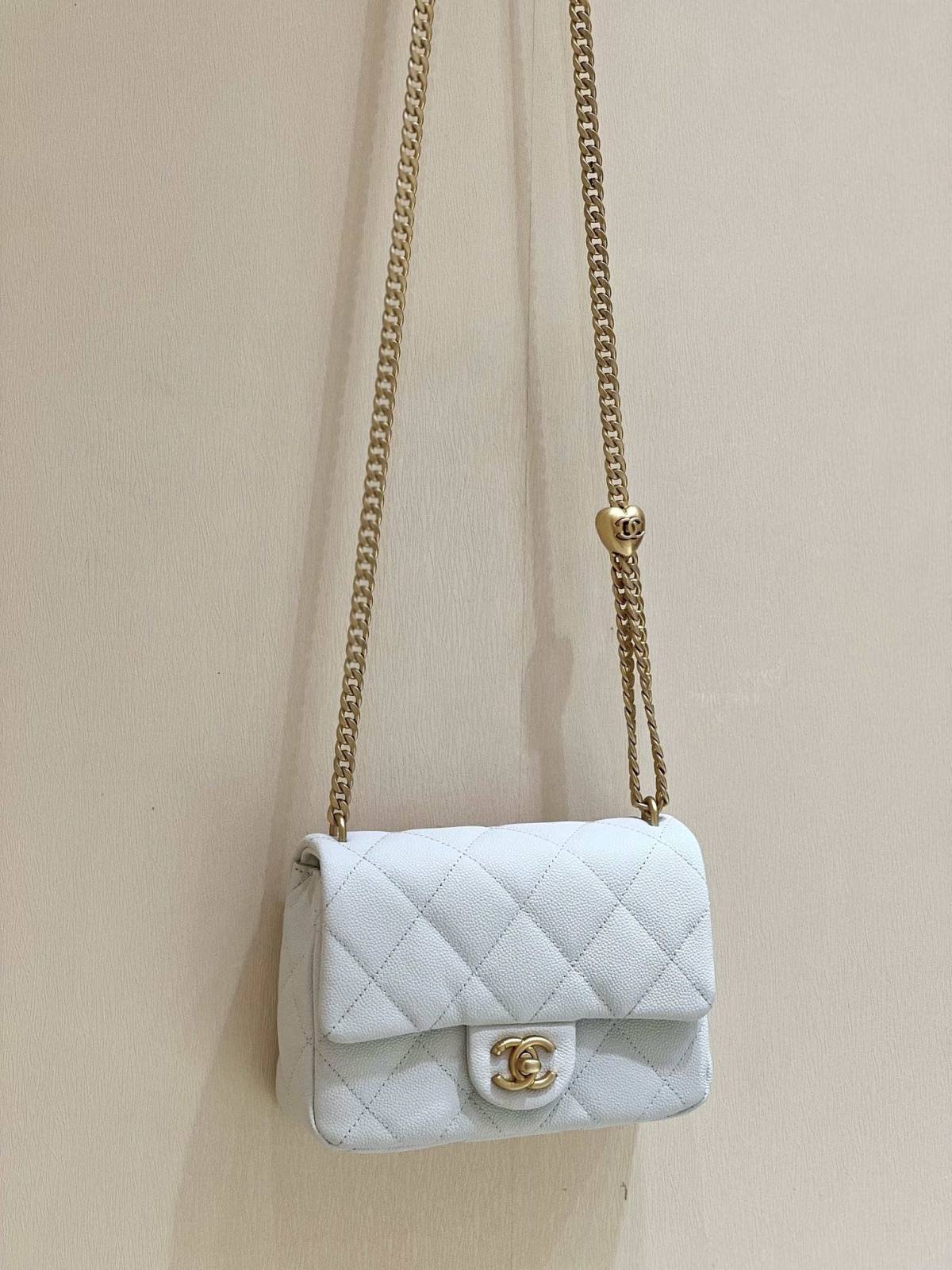 Ellebag’s Exquisite Replica: The White Caviar Leather Chanel Mini Flap Bag with Heart Clasp(2024 Dec Updated)-Best Quality Fake Louis Vuitton Bag Online Store, Replica designer bag ru