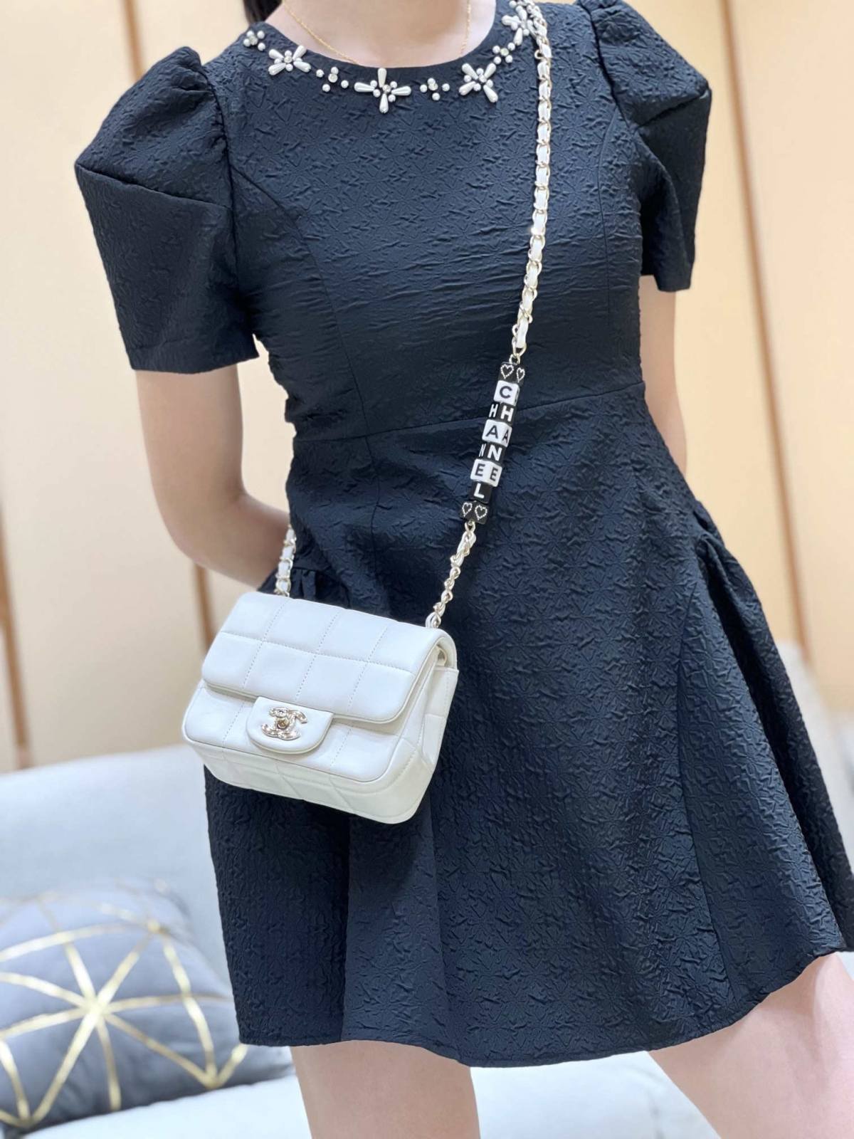 Ellebag’s Exquisite Replica: The White Lambskin Chanel 23C AS3744 with Vintage Hardware(2024 Dec Updated)-Best Quality Fake Louis Vuitton Bag Online Store, Replica designer bag ru