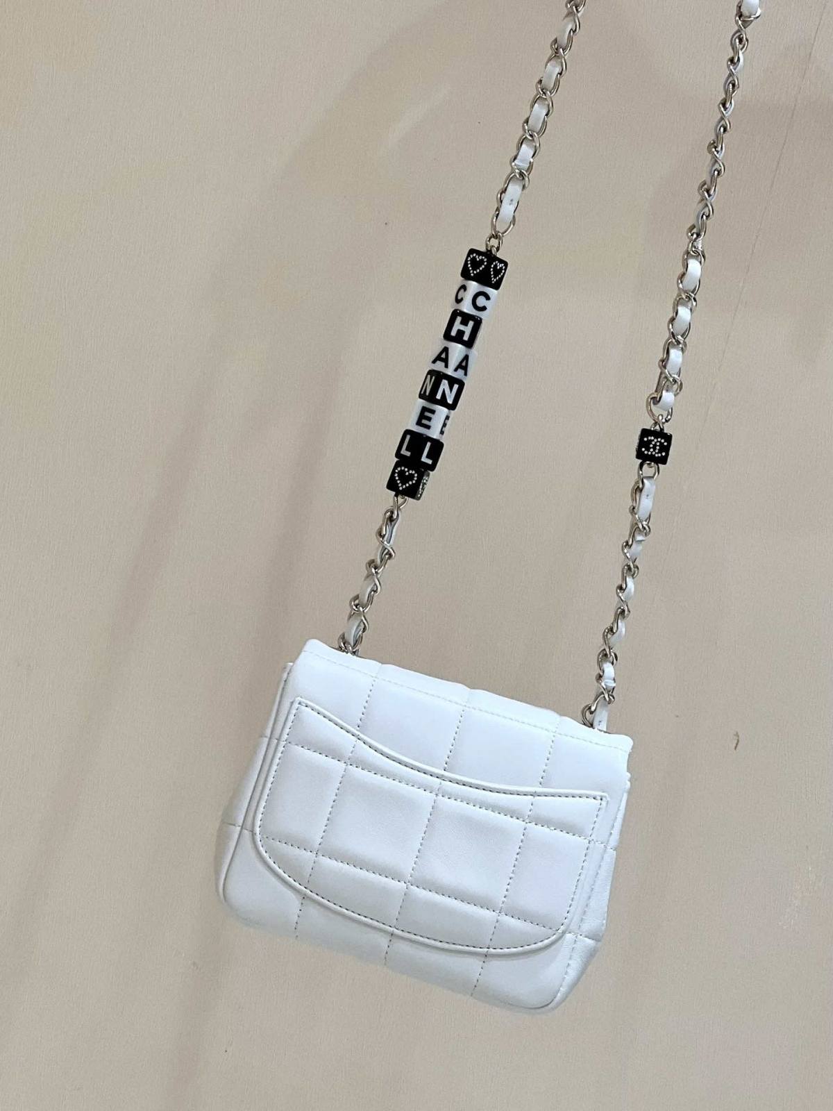 Ellebag’s Exquisite Replica: The White Lambskin Chanel 23C AS3744 with Vintage Hardware(2024 Dec Updated)-Best Quality Fake Louis Vuitton Bag Online Store, Replica designer bag ru