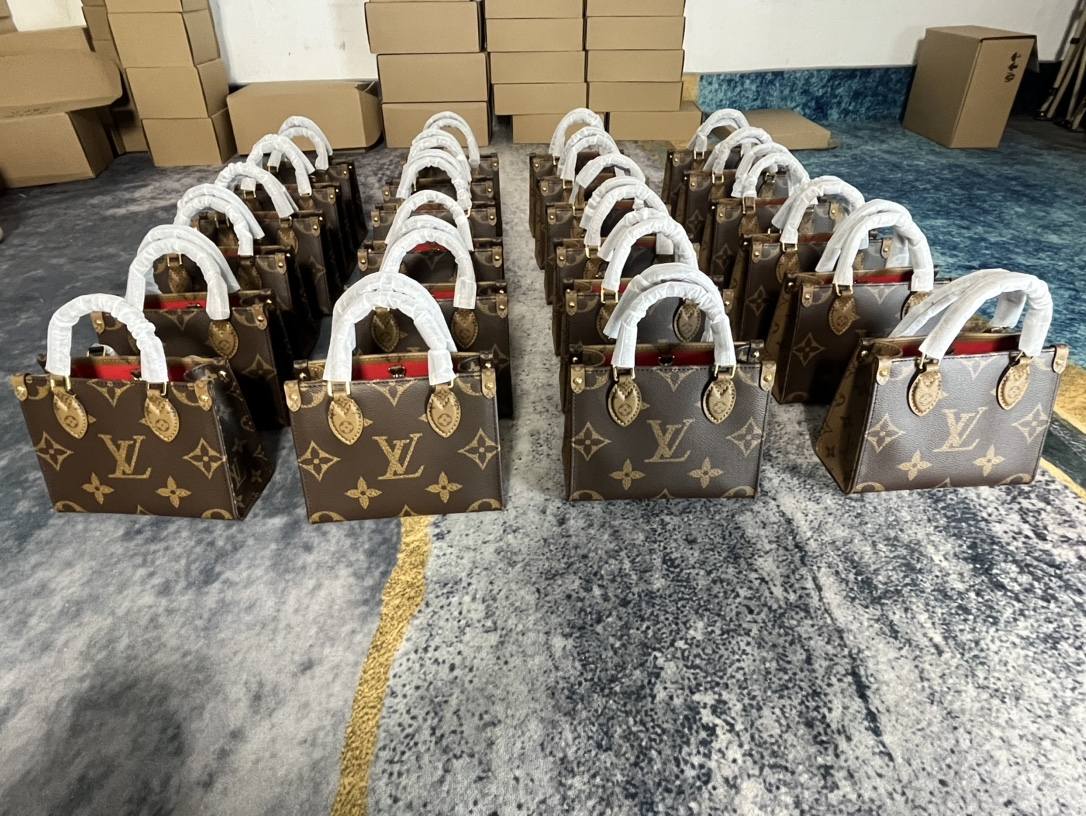 Louis Vuitton M46839 OnTheGo BB Handbag: Unrivaled Craftsmanship by Ellebag(2024 Dec Updated)-Zoo Zoo Fake Louis Vuitton Hnab Online Khw, Replica designer hnab ru