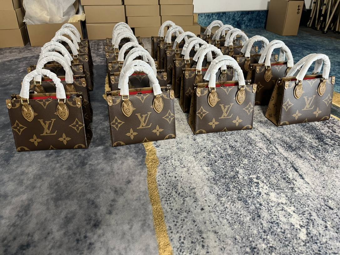 Louis Vuitton M46839 OnTheGo BB Handbag: Unrivaled Craftsmanship by Ellebag(2024 Dec Updated)-Zoo Zoo Fake Louis Vuitton Hnab Online Khw, Replica designer hnab ru