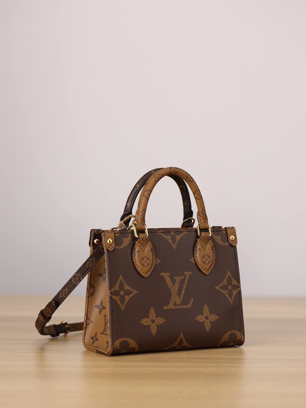 Louis Vuitton M46839 OnTheGo BB Handbag: Unrivaled Craftsmanship by Ellebag(2024 Dec Updated)-Zoo Zoo Fake Louis Vuitton Hnab Online Khw, Replica designer hnab ru