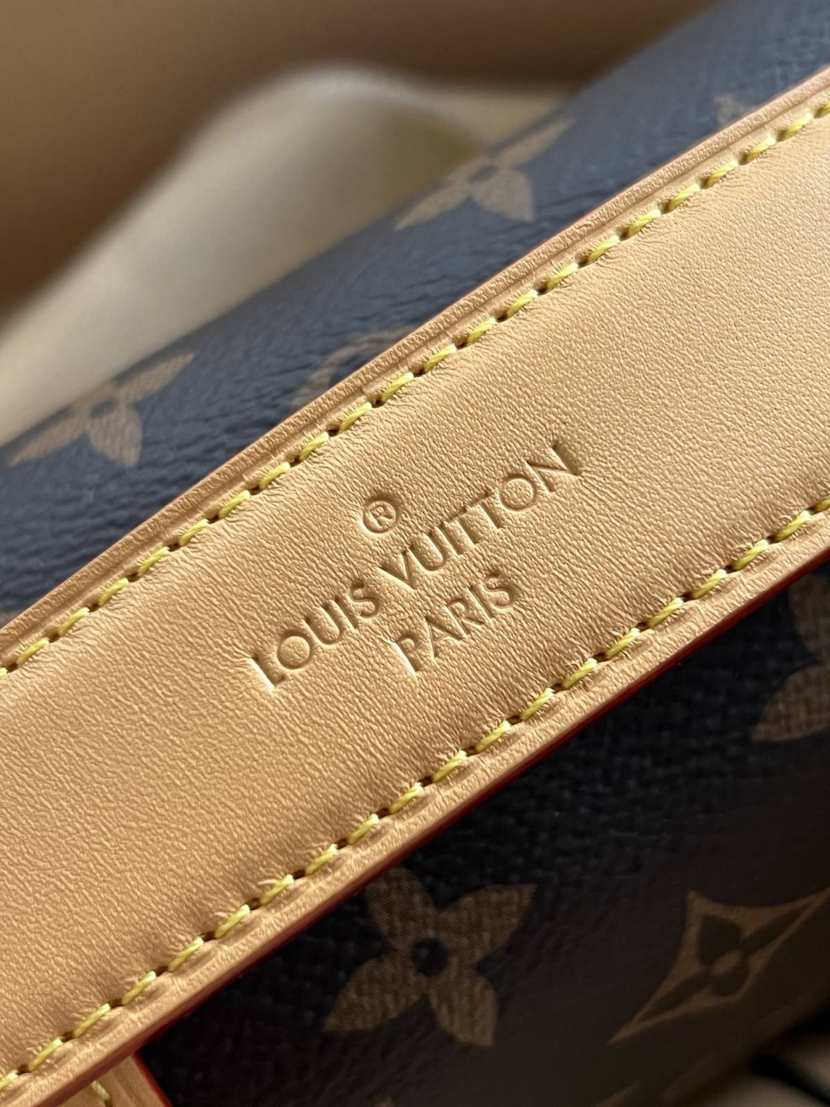 The Art of Craftsmanship: Ellebag’s 1:1 Replica of Louis Vuitton M46815 SIDE TRUNK Small Handbag(2024 Dec Updated)-Best Quality Replica designer Bag factory in China