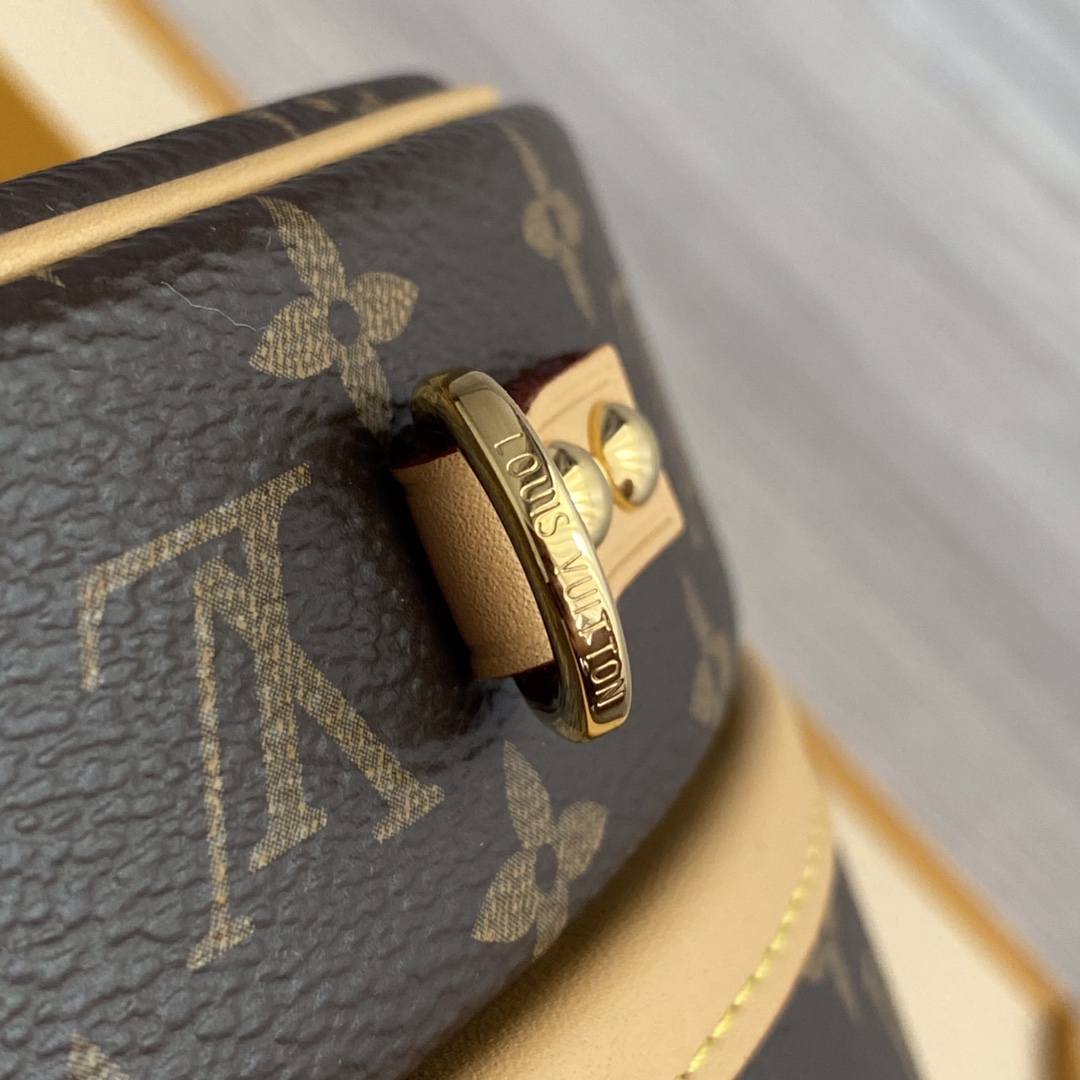 The Craft Behind the Replica: Ellebag’s 1:1 Recreation of Louis Vuitton M43514 Petite Boîte Chapeau Handbag(2024 Dec Updated)-Best Quality Replica designer Bag factory in China