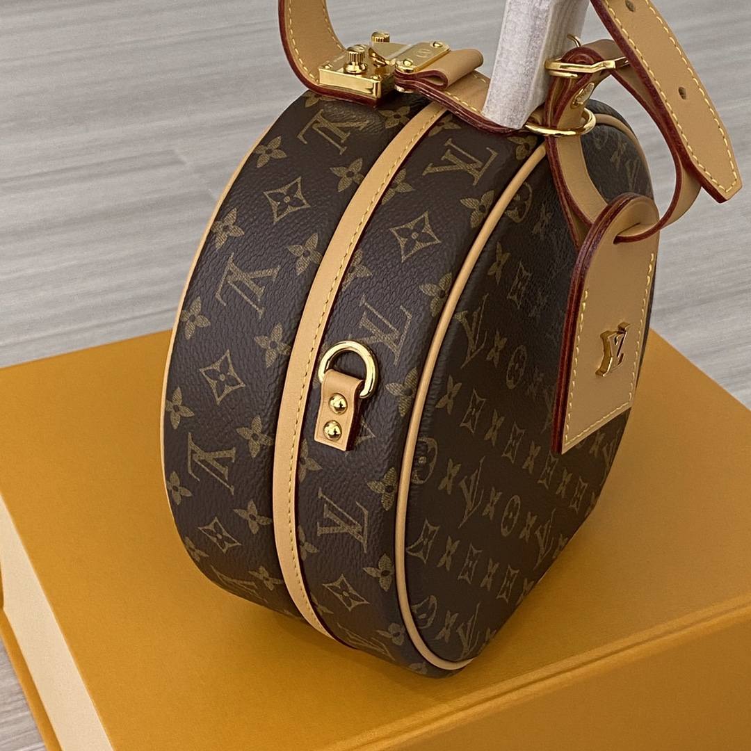 The Craft Behind the Replica: Ellebag’s 1:1 Recreation of Louis Vuitton M43514 Petite Boîte Chapeau Handbag(2024 Dec Updated)-Best Quality Replica designer Bag factory in China