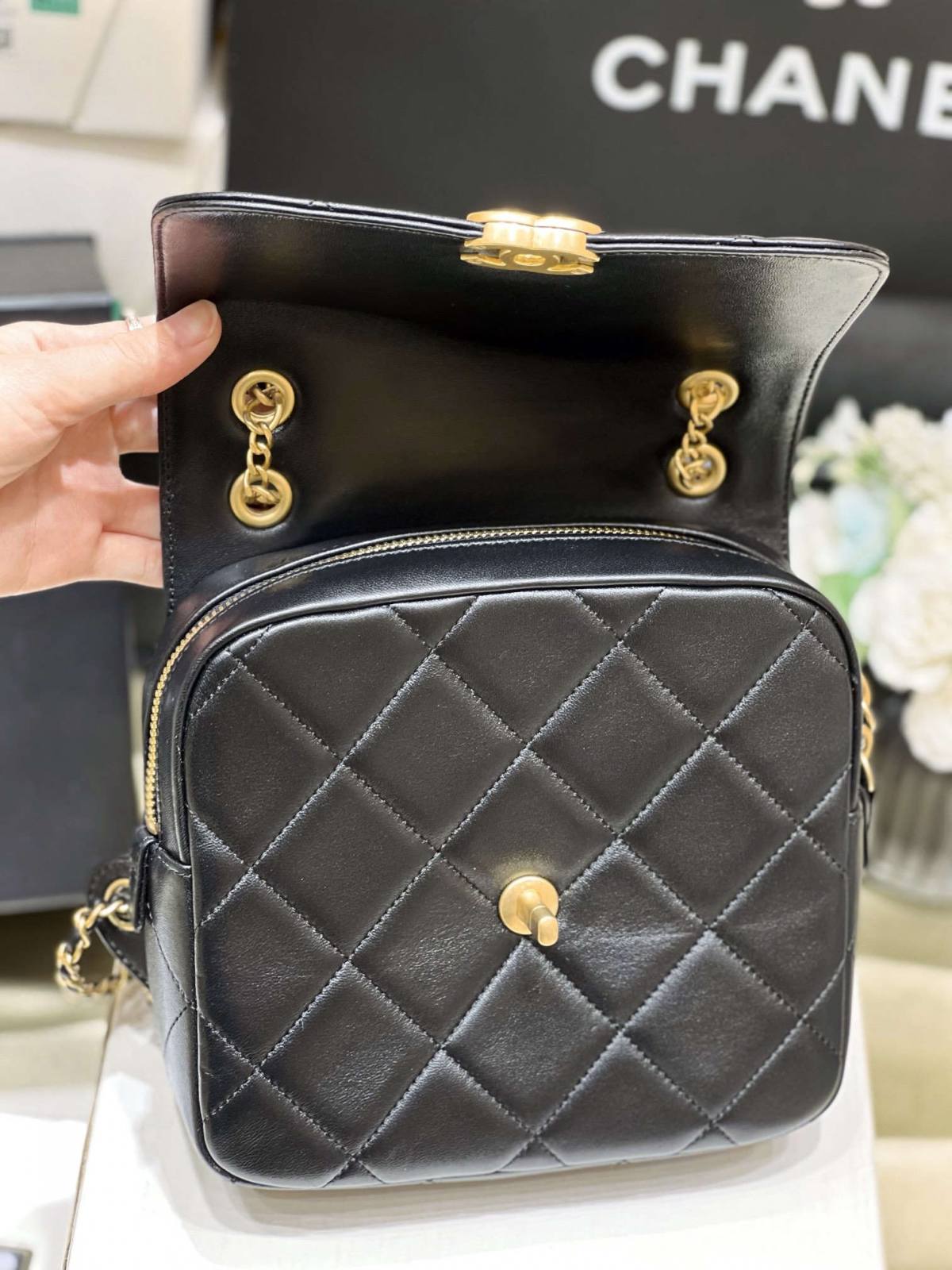 Ellebag’s Masterful Recreation of the Chanel 23P 3884 Lambskin Flap Bag with Gold Hardware(2024 Dec Updated)-Yakanakisa Hunhu Fake Louis Vuitton Bag Online Store, Replica dhizaini bag ru