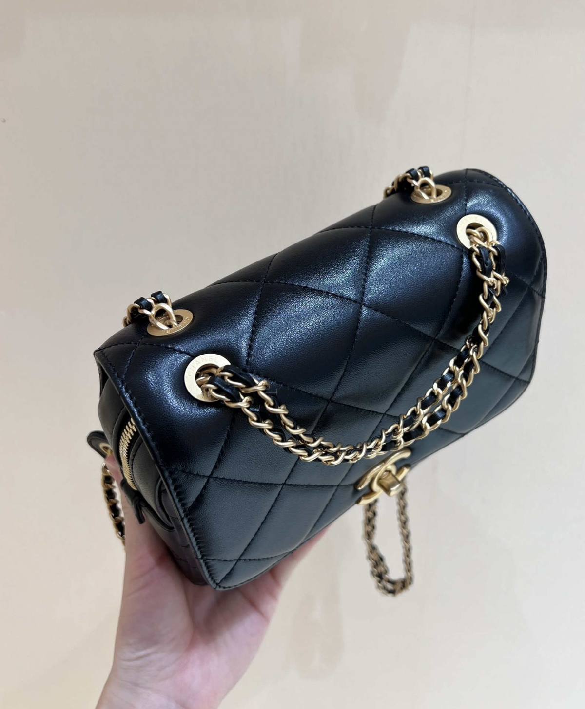 Ellebag’s Masterful Recreation of the Chanel 23P 3884 Lambskin Flap Bag with Gold Hardware(2024 Dec Updated)-Yakanakisa Hunhu Fake Louis Vuitton Bag Online Store, Replica dhizaini bag ru