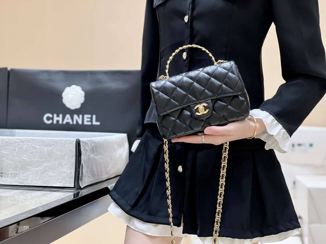 Ellebag’s Masterful Recreation of the Chanel 23S 4023 Black Lambskin Flap Bag with Gold Hardware(2024 Dec Updated)-Best Quality Fake Louis Vuitton Bag Online Store, Replica designer bag ru