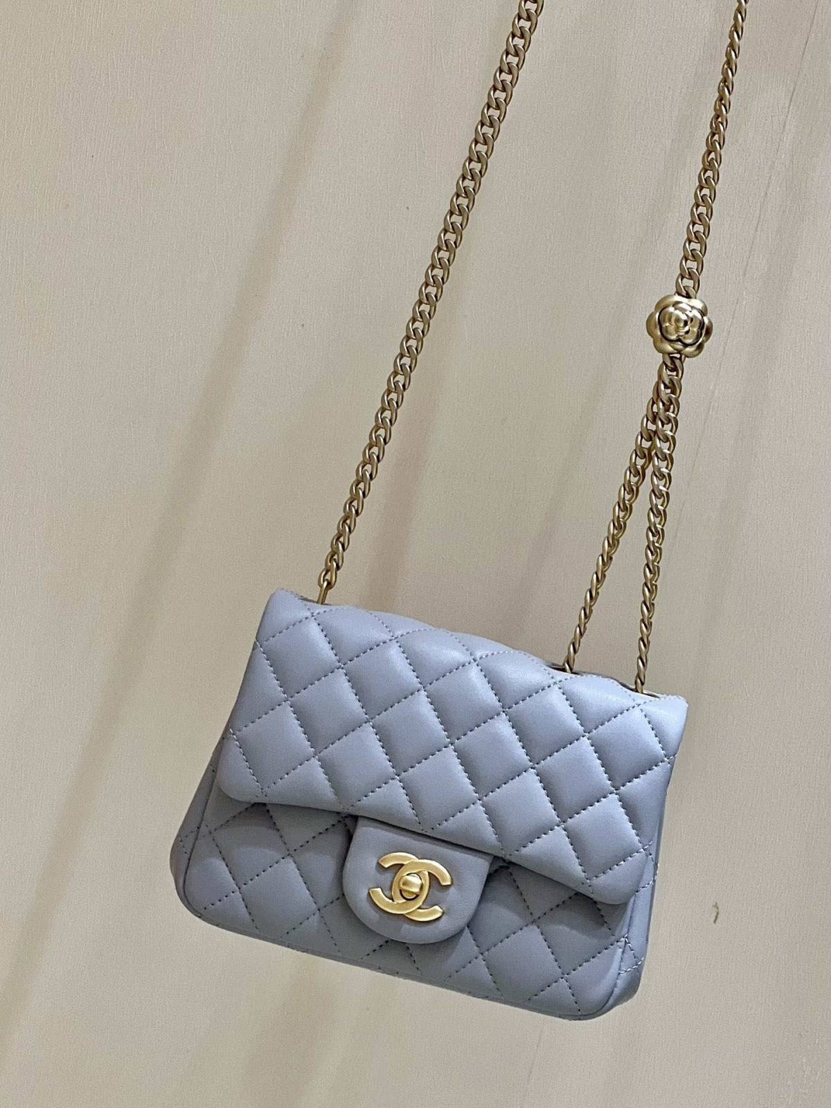 Ellebag’s Masterful Recreation of the Chanel 23S 4040 Blue Lambskin Flap Bag with Gold Hardware(2024 Dec Updated)-Best Quality Fake Louis Vuitton Bag Online Store, Replica designer bag ru