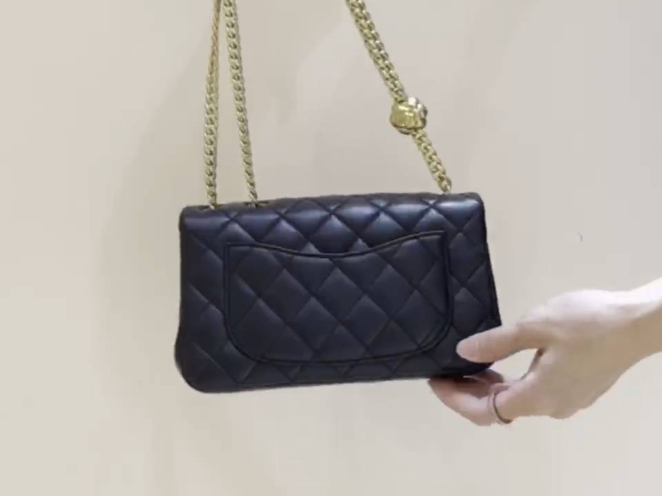 Ellebag’s Masterful Recreation of the Chanel 23S 4041 Black Lambskin Flap Bag with Camellia Clasp(2024 Dec Updated)-Best Quality Fake Louis Vuitton Bag Online Store, Replica designer bag ru