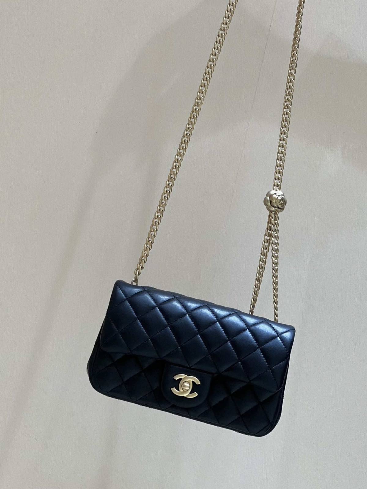 Ellebag’s Masterful Recreation of the Chanel 23S 4041 Black Lambskin Flap Bag with Camellia Clasp(2024 Dec Updated)-Best Quality Fake Louis Vuitton Bag Online Store, Replica designer bag ru