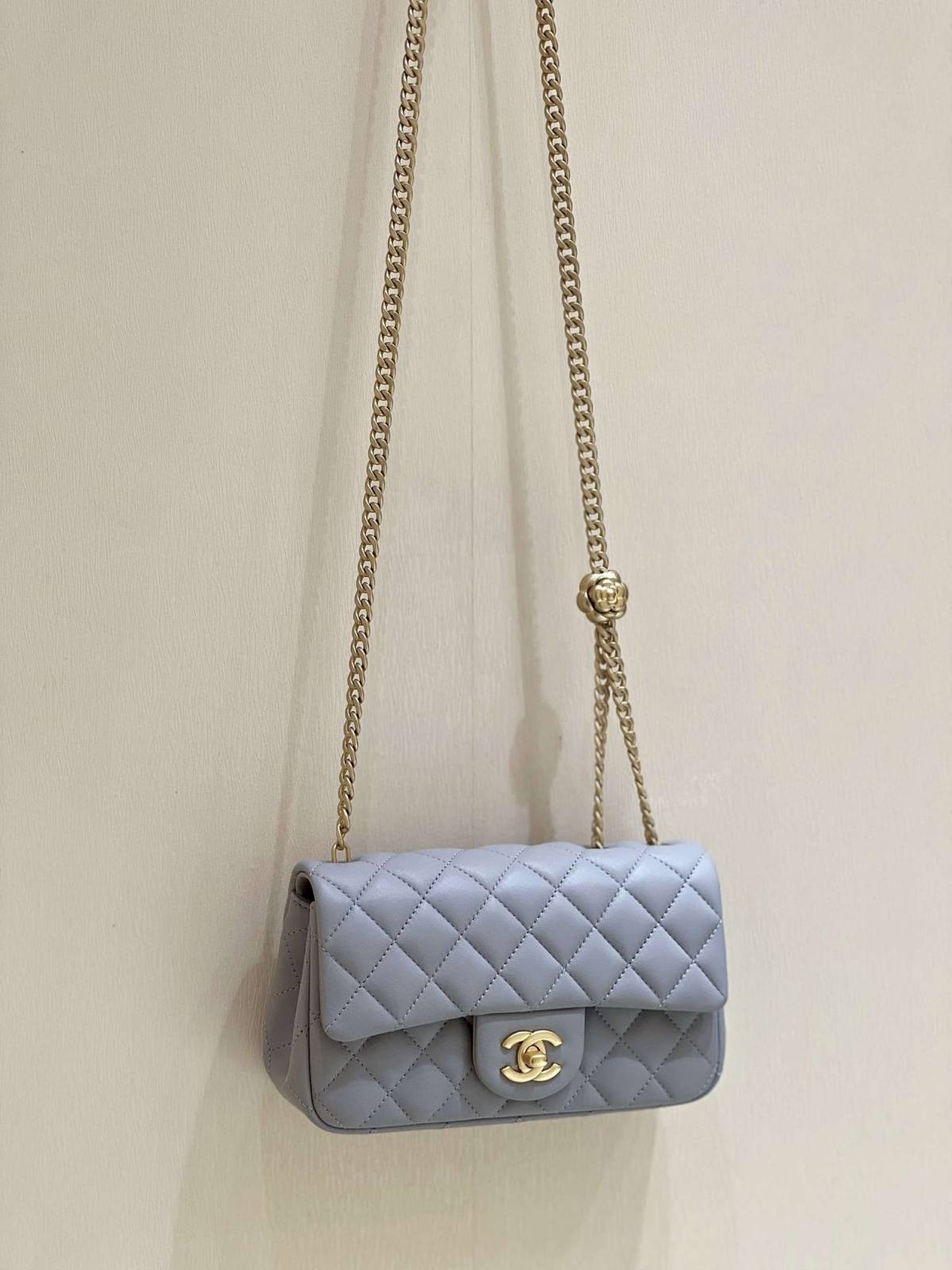 Ellebag’s Masterful Recreation of the Chanel 23S 4041 Blue Lambskin Flap Bag with Camellia Clasp(2024 Dec Updated)-Best Quality Fake Louis Vuitton Bag Online Store, Replica designer bag ru