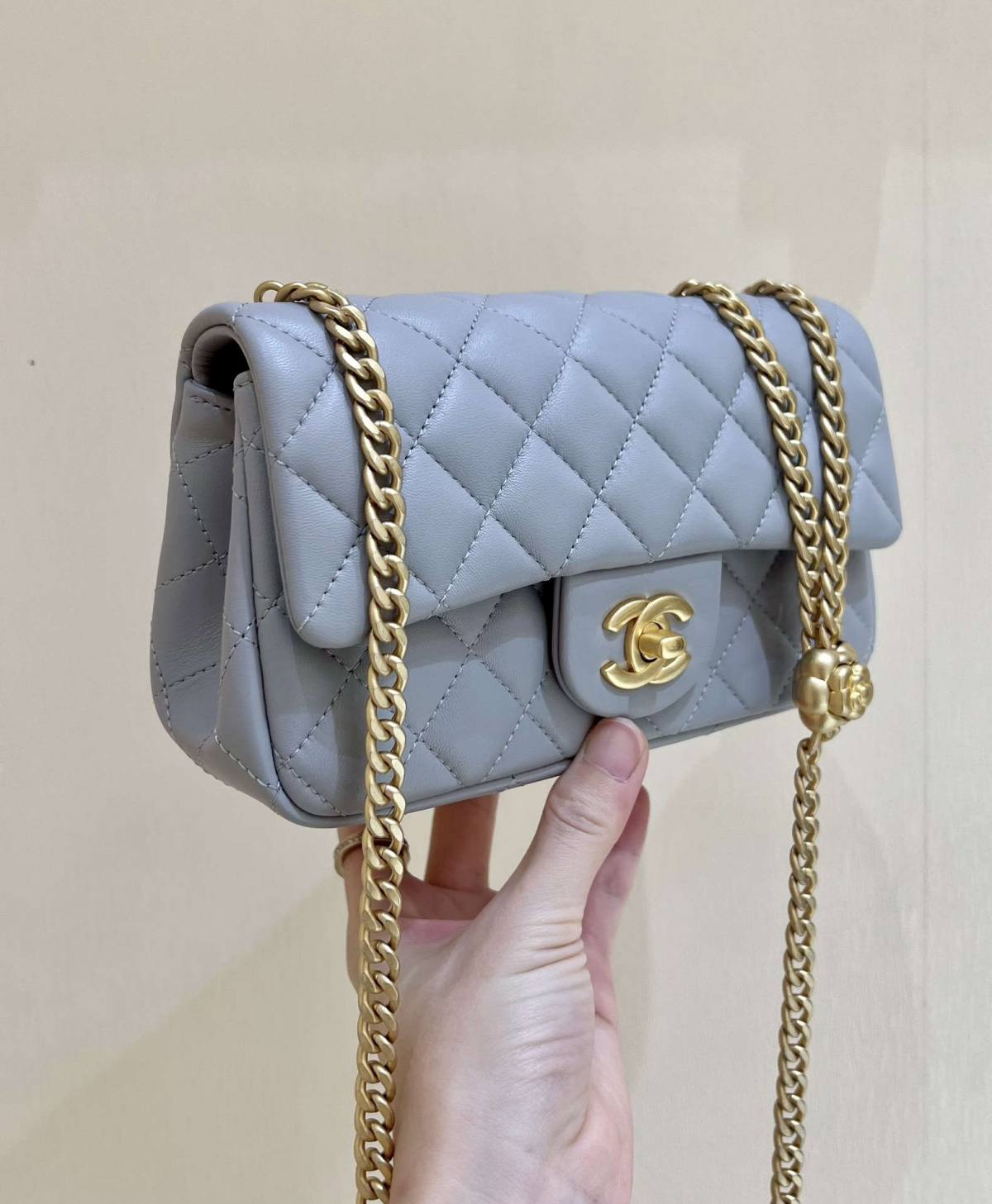 Ellebag’s Masterful Recreation of the Chanel 23S 4041 Blue Lambskin Flap Bag with Camellia Clasp(2024 Dec Updated)-Best Quality Fake Louis Vuitton Bag Online Store, Replica designer bag ru