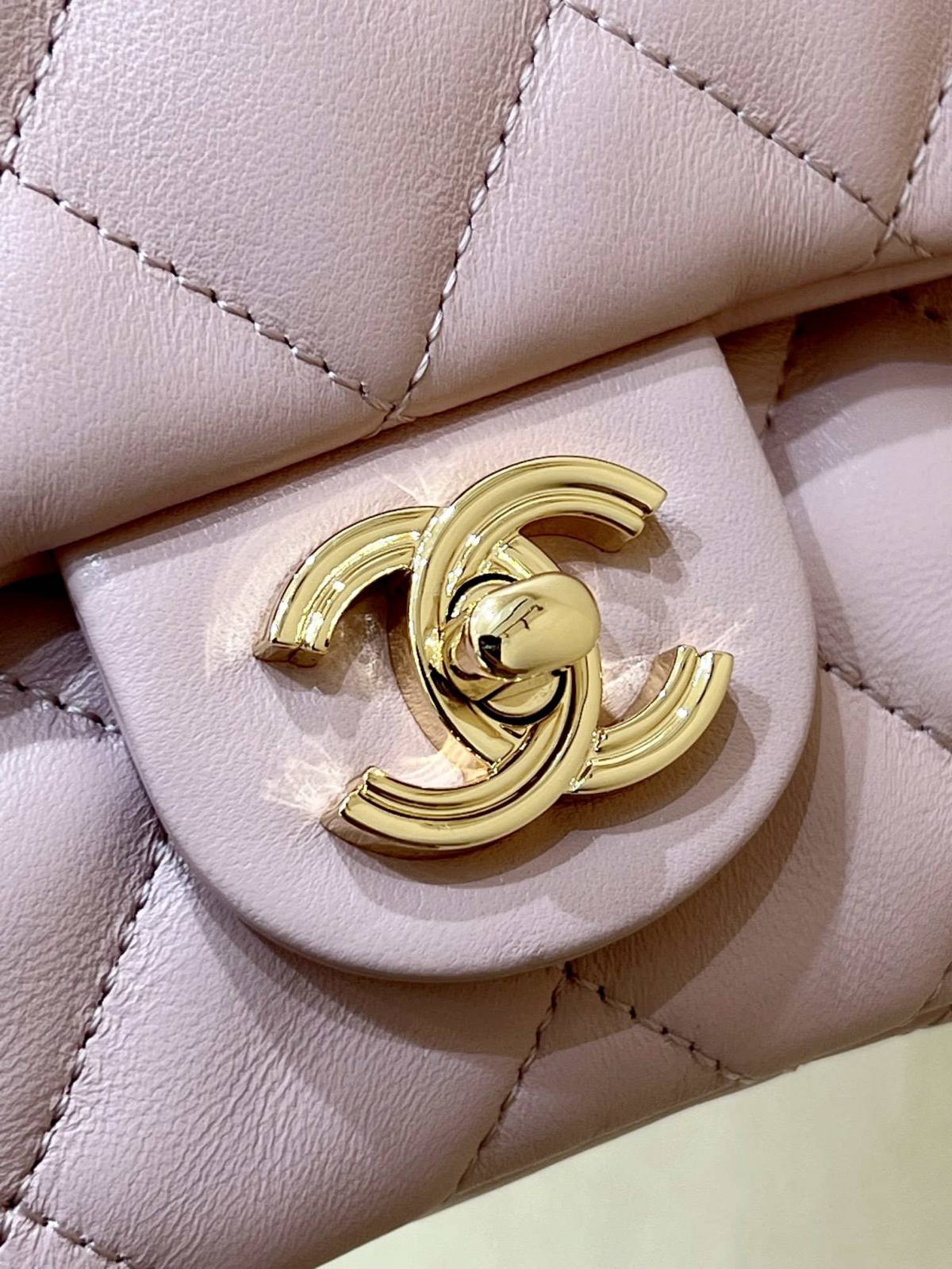 Ellebag’s Masterful Recreation of the Chanel 23S AS4023 Pink Gold Lambskin Top Handle Bag(2024 Dec Updated)-Best Quality Fake Louis Vuitton Bag Online Store, Replica designer bag ru