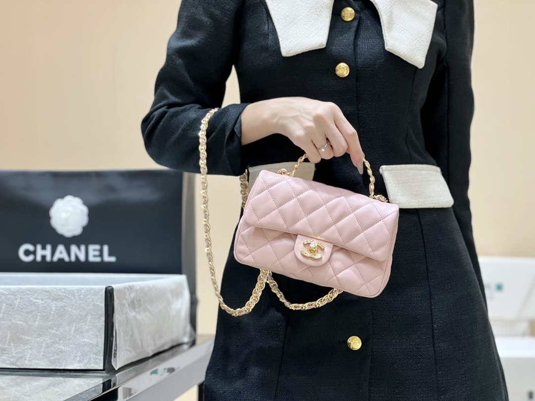 Ellebag’s Masterful Recreation of the Chanel 23S AS4023 Pink Gold Lambskin Top Handle Bag(2024 Dec Updated)-Best Quality Fake Louis Vuitton Bag Online Store, Replica designer bag ru