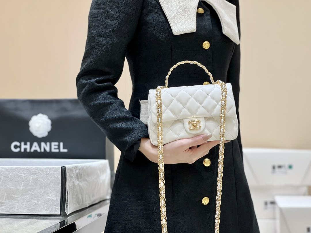 Ellebag’s Masterful Recreation of the Chanel 23S AS4023 White Gold Lambskin Top Handle Bag(2024 Dec Updated)-Bästa kvalitet Fake Louis Vuitton Bag Online Store, Replica designer bag ru