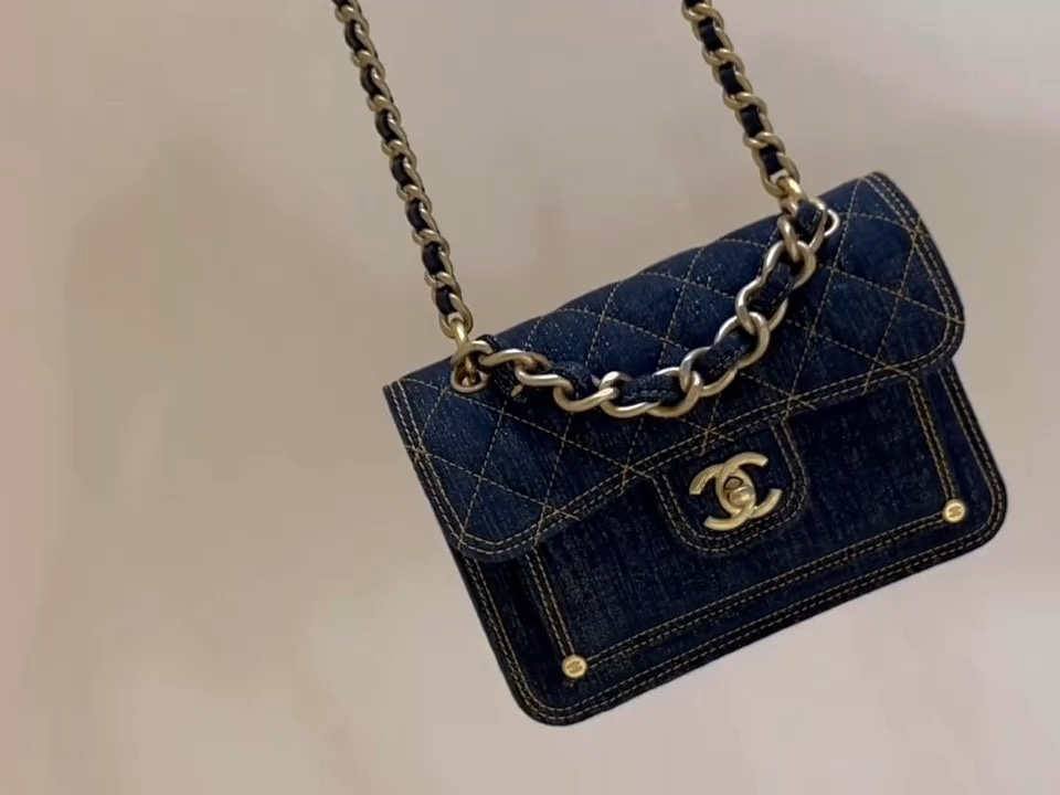 Ellebag’s Masterful Recreation of the Chanel 23S AS4051 Canvas Bag(2024 Dec Updated)-Bästa kvalitet Fake Louis Vuitton Bag Online Store, Replica designer bag ru