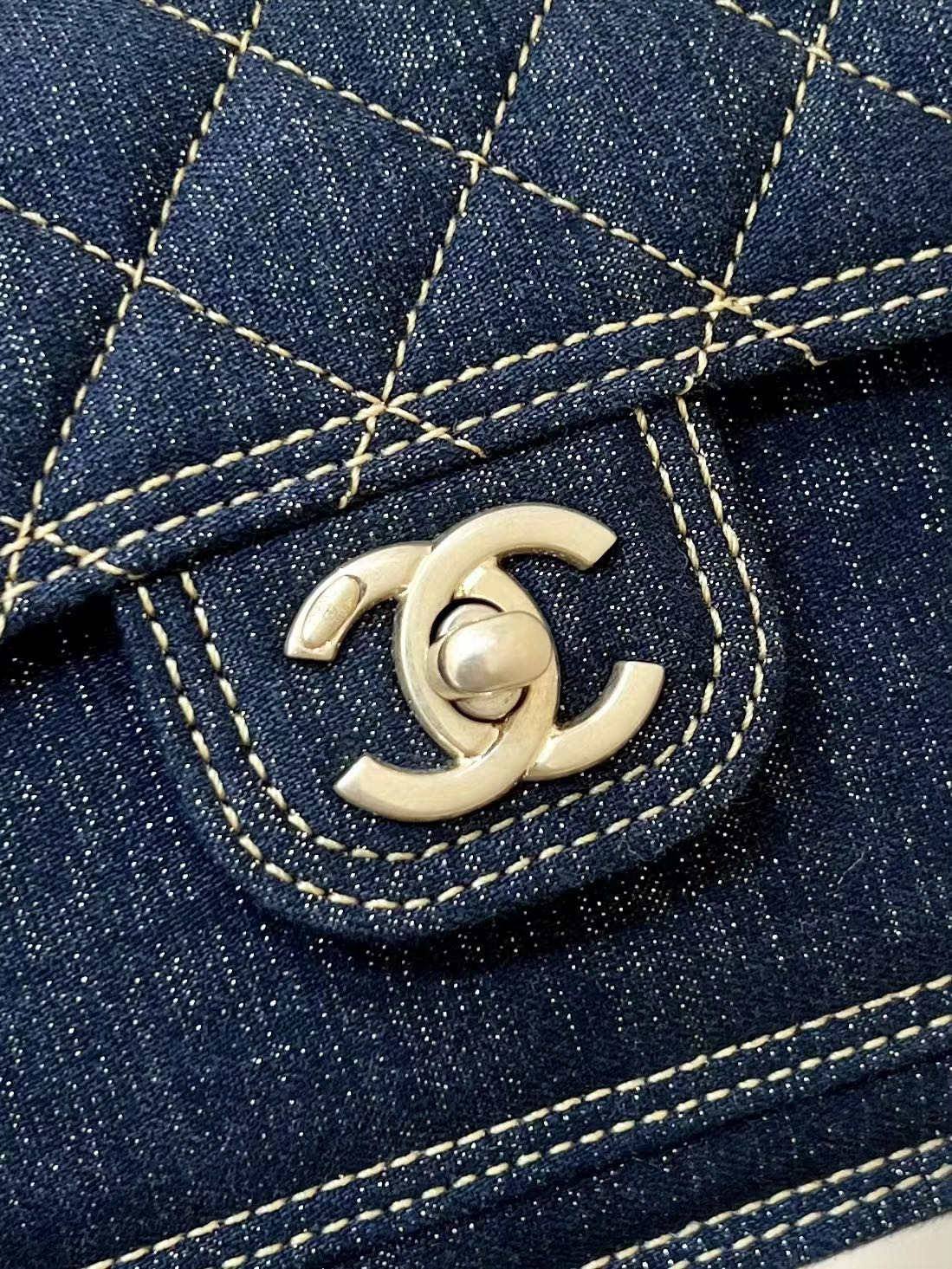 Ellebag’s Masterful Recreation of the Chanel 23S AS4051 Canvas Bag(2024 Dec Updated)-Bästa kvalitet Fake Louis Vuitton Bag Online Store, Replica designer bag ru