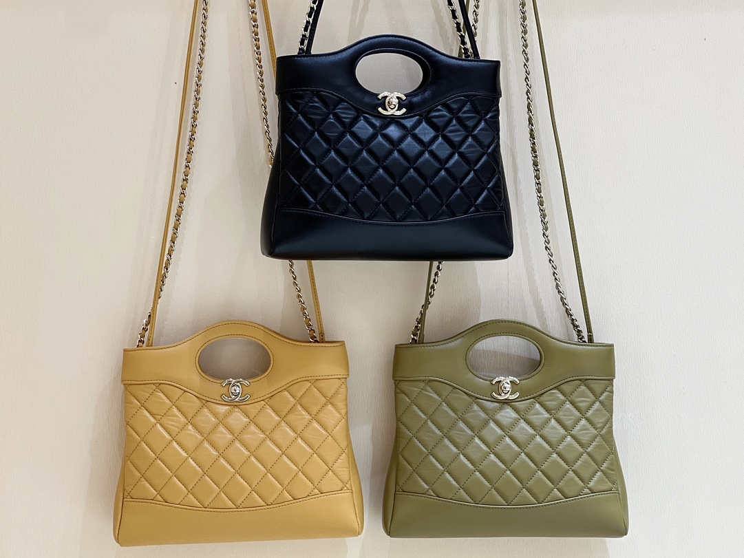 Ellebag’s Masterful Recreation of the Chanel 31 Mini Shopping Bag (AS4133) in Deep Green Lambskin(2025 Jan Updated)-Paras laatu väärennetty Louis Vuitton laukku verkkokauppa, replika suunnittelija laukku ru