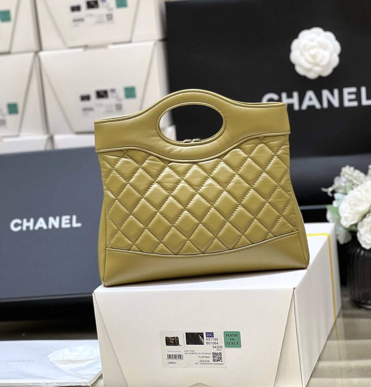 Ellebag’s Masterful Recreation of the Chanel 31 Mini Shopping Bag (AS4133) in Deep Green Lambskin(2025 Jan Updated)-Paras laatu väärennetty Louis Vuitton laukku verkkokauppa, replika suunnittelija laukku ru