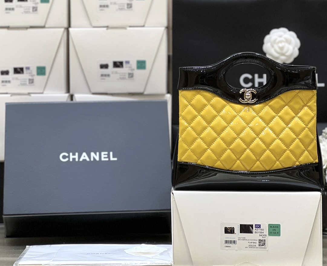 Ellebag’s Masterful Recreation of the Chanel 31 Mini Shopping Bag (AS4133) in Yellow and Black Lambskin(2025 Jan Updated)-Paras laatu väärennetty Louis Vuitton laukku verkkokauppa, replika suunnittelija laukku ru