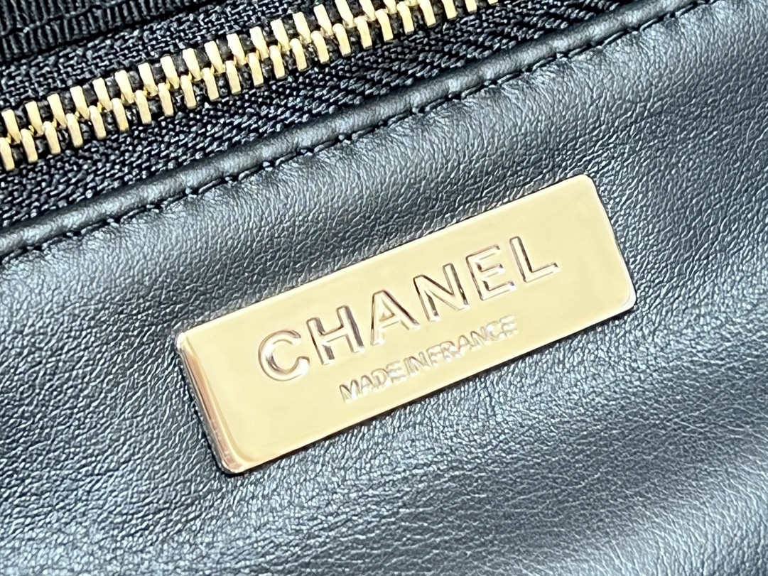 Ellebag’s Masterful Recreation of the Chanel 31 Mini Shopping Bag (AS4133) in Yellow and Black Lambskin(2025 Jan Updated)-Paras laatu väärennetty Louis Vuitton laukku verkkokauppa, replika suunnittelija laukku ru