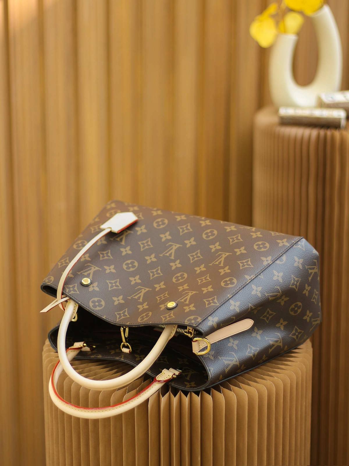 Ellebag’s 1:1 Replica of Louis Vuitton M41056 Montaigne: A Timeless Classic Reborn(2025 Jan Updated)-Kedai Dalam Talian Beg Louis Vuitton Palsu Kualiti Terbaik, Beg reka bentuk replika ru