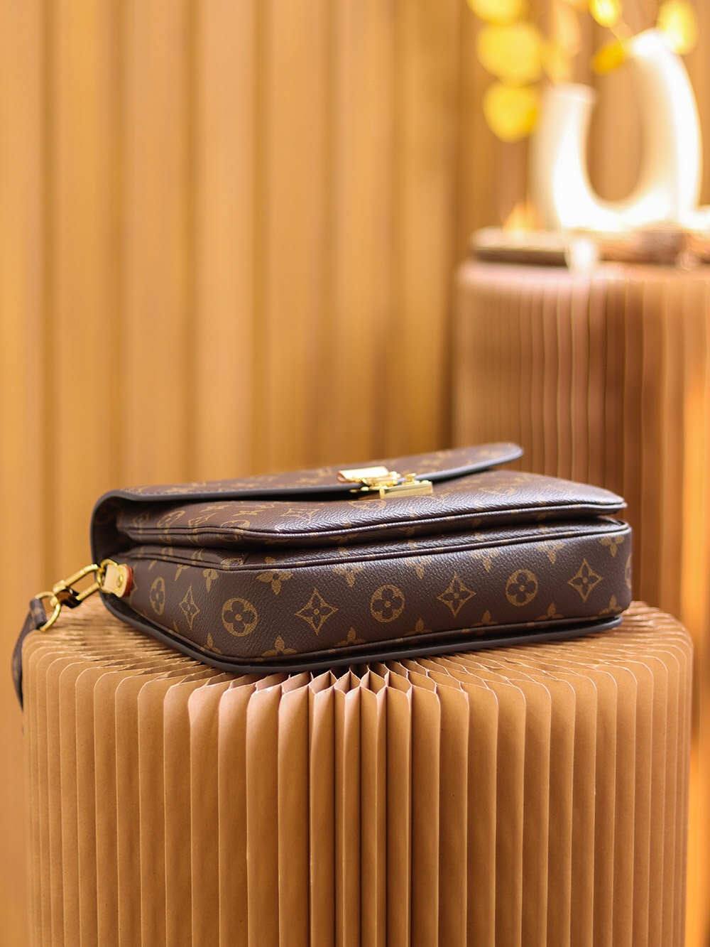 “Ellebag’s 1:1 Replica of Louis Vuitton M44875 Pochette Metis: The Timeless Classic Reimagined”(2025 Jan Updated)-Kedai Dalam Talian Beg Louis Vuitton Palsu Kualiti Terbaik, Beg reka bentuk replika ru