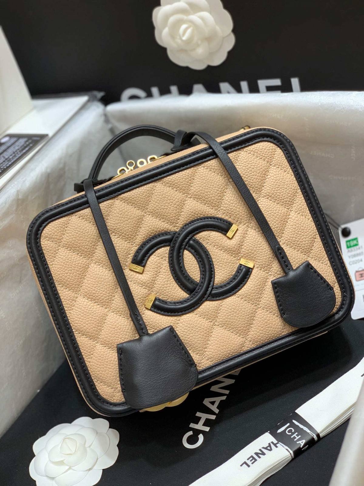 Ellebag’s Masterful Recreation of the Chanel 93341 Beige Caviar Leather Vanity Case(2025 Jan Updated)-ਵਧੀਆ ਕੁਆਲਿਟੀ ਨਕਲੀ ਲੁਈਸ ਵਿਟਨ ਬੈਗ ਔਨਲਾਈਨ ਸਟੋਰ, ਰਿਪਲੀਕਾ ਡਿਜ਼ਾਈਨਰ ਬੈਗ ru