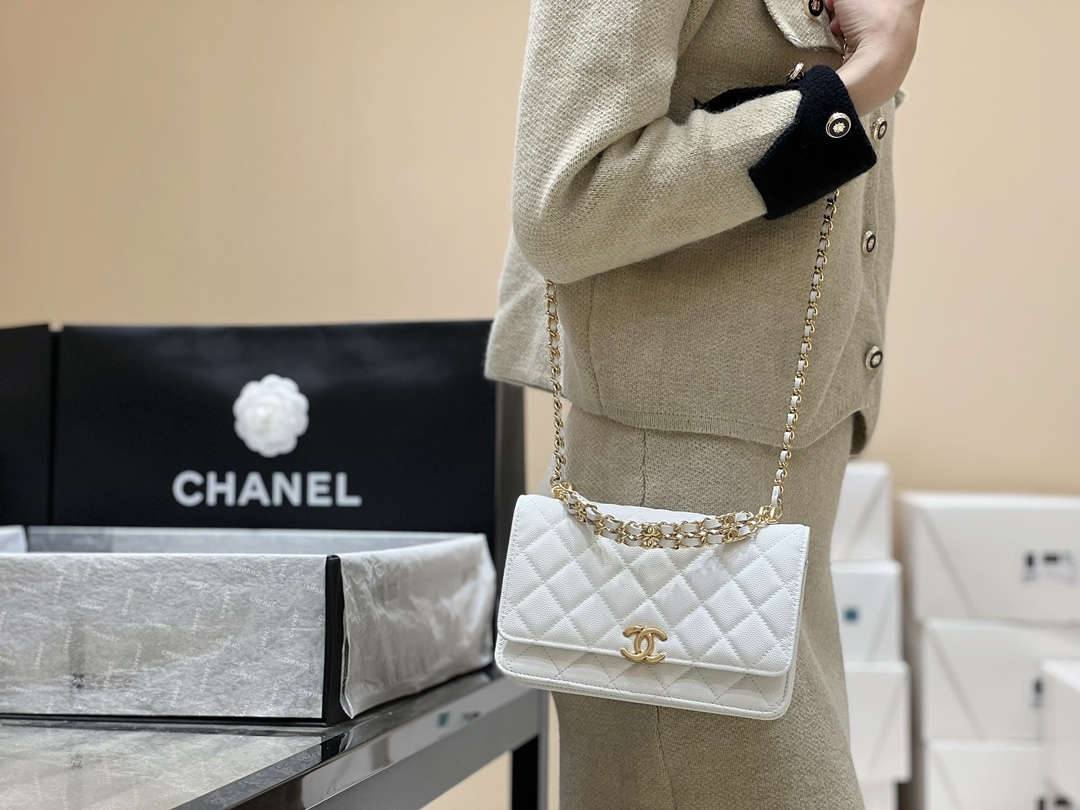 Ellebag’s Masterful Recreation of the Chanel AP3019 White Caviar Leather Wallet on Chain(2025 Jan Updated)-Best Quality Fake Louis Vuitton Bag Online Store, Replica designer bag ru