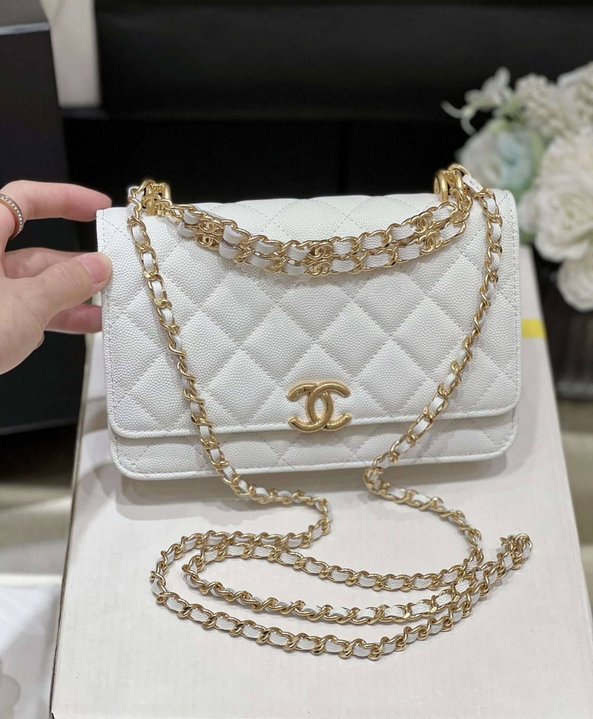 Ellebag’s Masterful Recreation of the Chanel AP3019 White Caviar Leather Wallet on Chain(2025 Jan Updated)-Best Quality Fake Louis Vuitton Bag Online Store, Replica designer bag ru