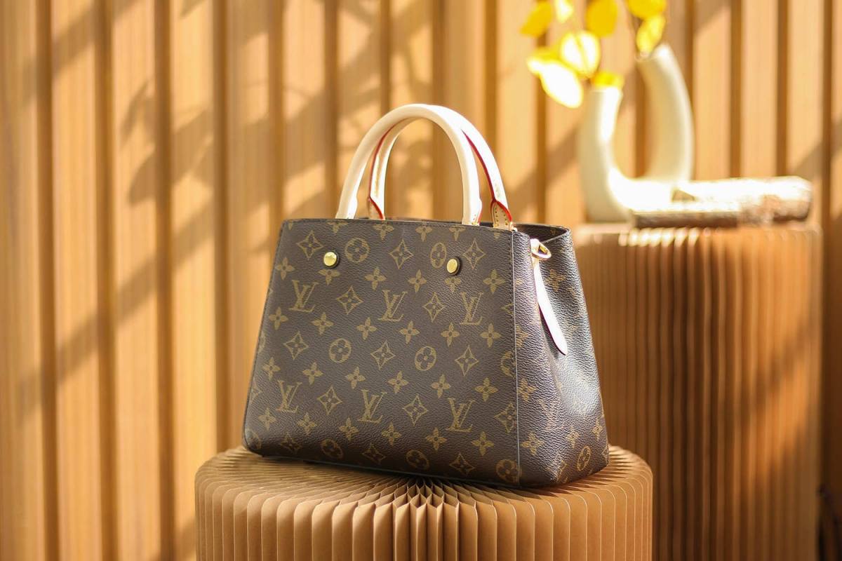 “Ellebag’s 1:1 Replica of Louis Vuitton Montaigne BB M41055: A Timeless Classic for Every Occasion”(2025 Jan Updated)-Best Quality Fake Louis Vuitton Bag Online Store, Replica designer bag ru