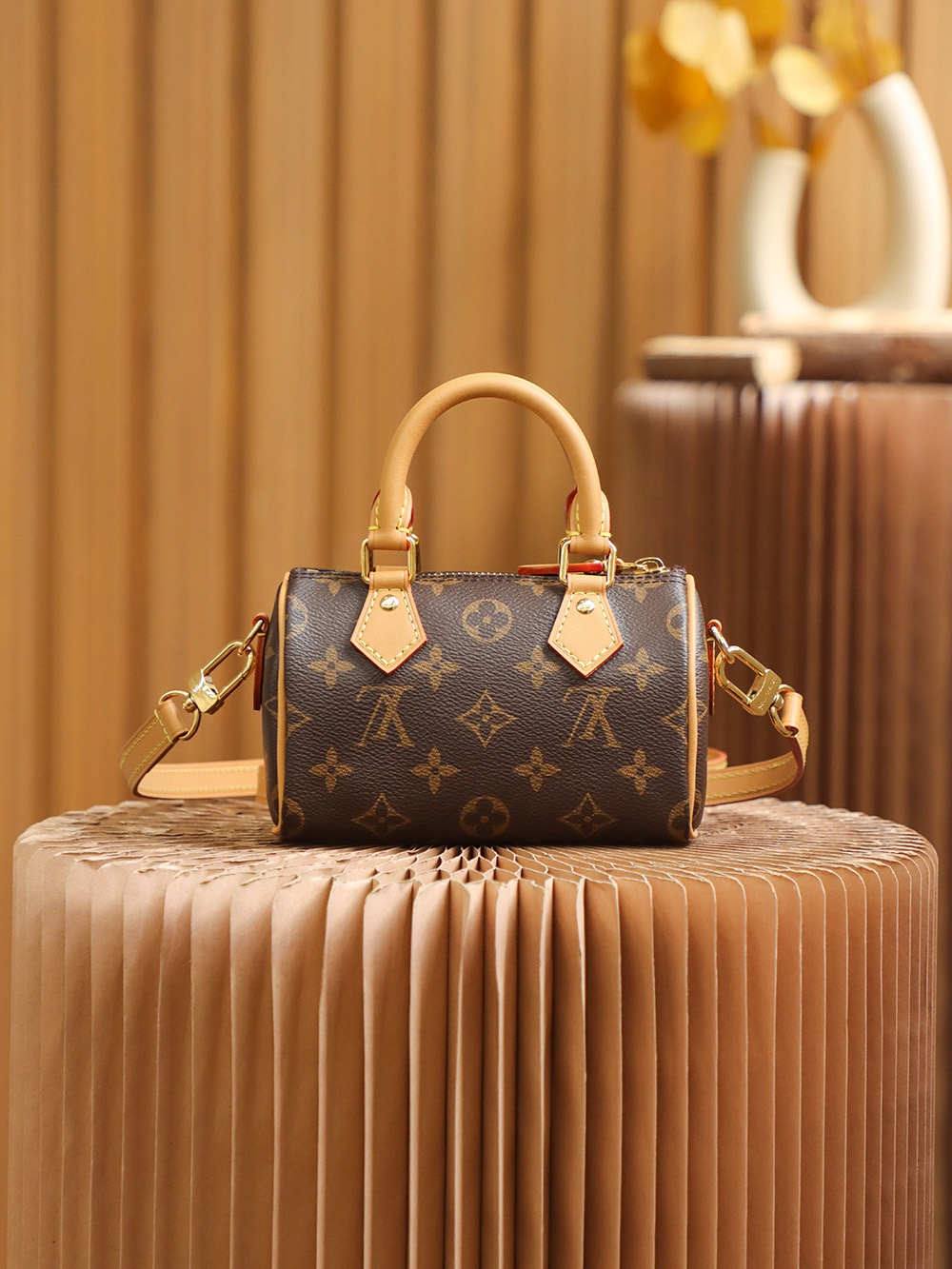 “Ellebag’s 1:1 Replica of Louis Vuitton Nano Speedy M81085: A Masterpiece of Classic Elegance and Modern Functionality”(2025 Jan Updated)-Լավագույն որակի կեղծ Louis Vuitton պայուսակների առցանց խանութ, Replica դիզայներական պայուսակ ru