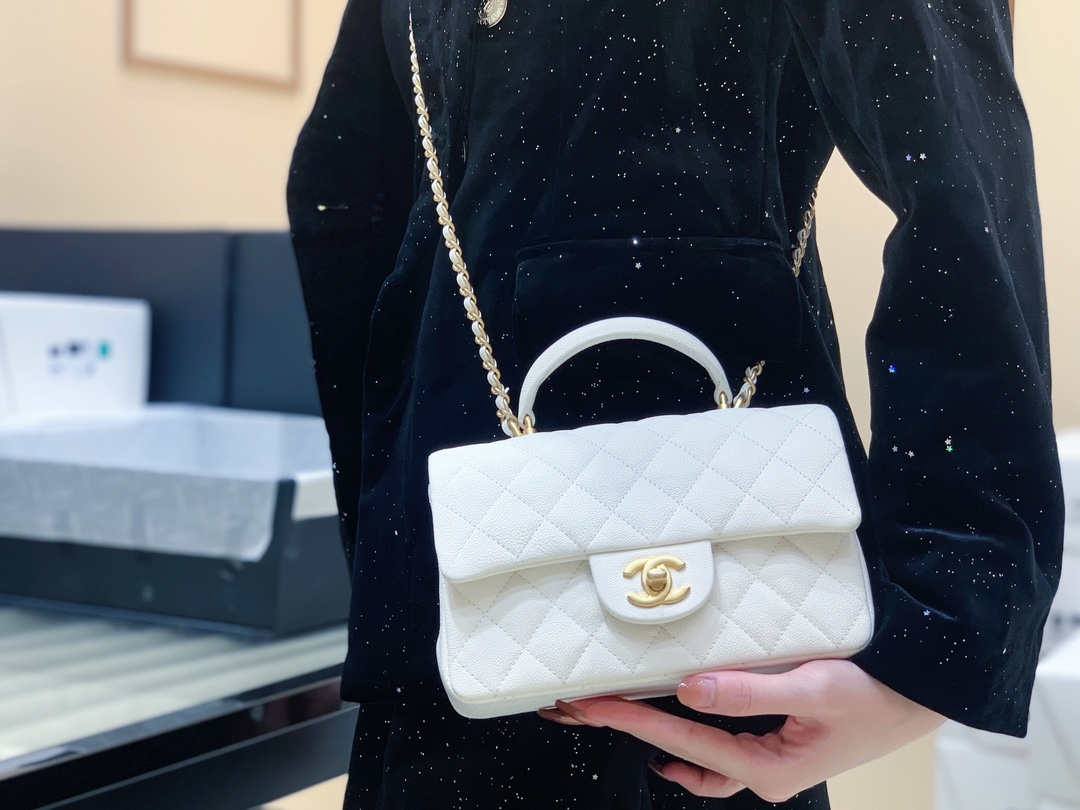 Ellebag’s Masterful Recreation of the Chanel AS2431 White Caviar Leather Mini Flap Bag with Top Handle(2025 Jan Updated)-Best Quality Replica designer Bag factory in China