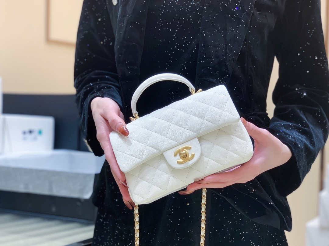 Ellebag’s Masterful Recreation of the Chanel AS2431 White Caviar Leather Mini Flap Bag with Top Handle(2025 Jan Updated)-Best Quality Replica designer Bag factory in China