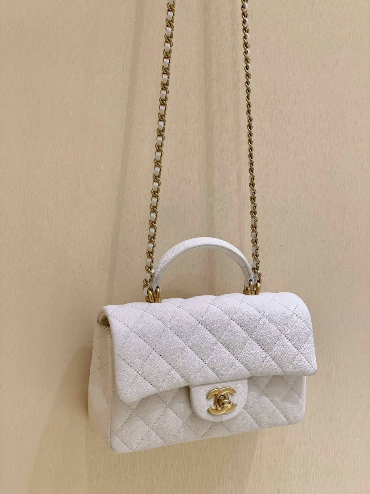 Ellebag’s Masterful Recreation of the Chanel AS2431 White Caviar Leather Mini Flap Bag with Top Handle(2025 Jan Updated)-Best Quality Replica designer Bag factory in China