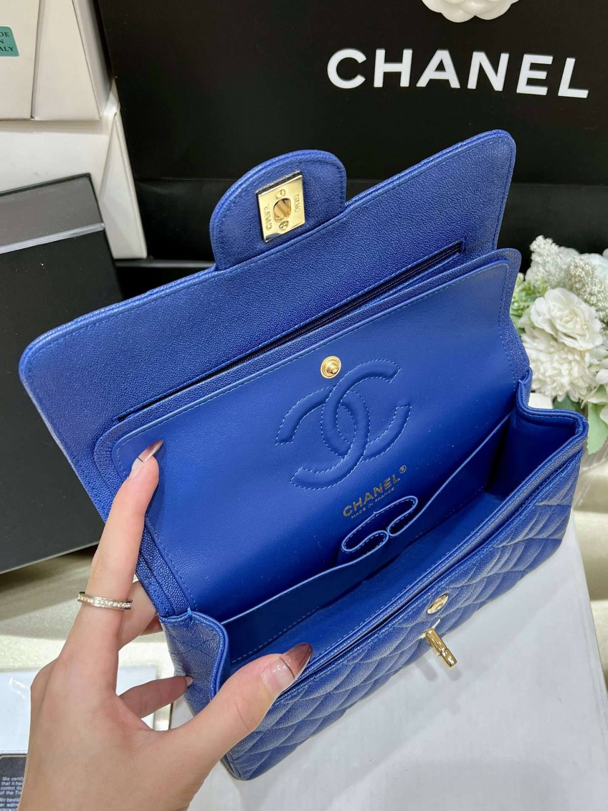 Ellebag’s Masterful Recreation of the Chanel Classic Flap AS1113: A Journey of Precision and Craftsmanship(2025 Jan Updated)-Best Quality Fake Louis Vuitton Bag Online Store, Replica designer bag ru