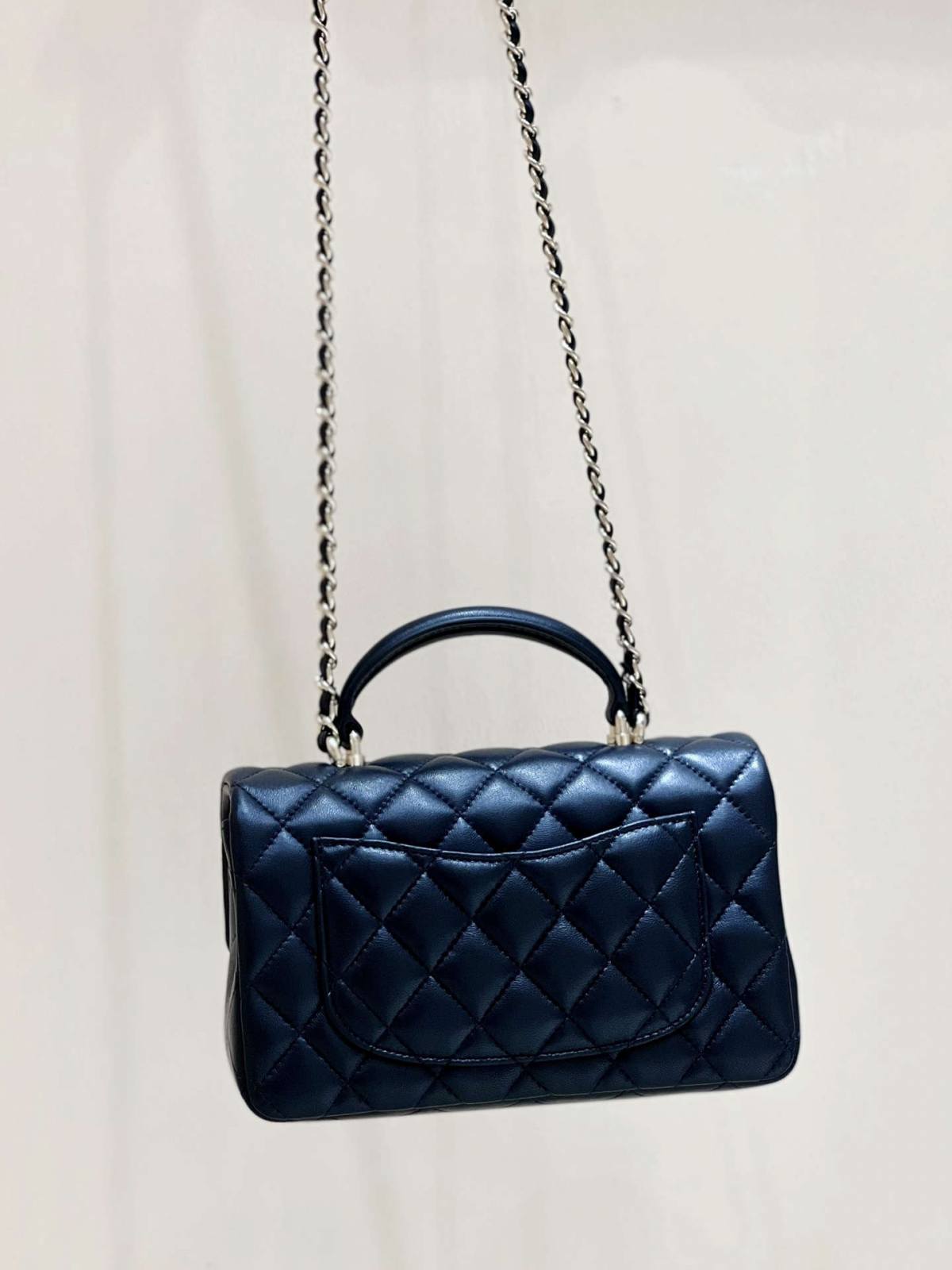 Ellebag’s Masterful Recreation of the Chanel Classic Flap Mini Handle AP2431: A Journey Through Three Exquisite Hues(2025 Jan Updated)-Best Quality Fake Louis Vuitton Bag Online Store, Replica designer bag ru