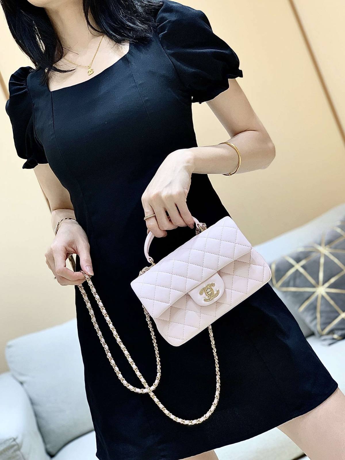 Ellebag’s Masterful Recreation of the Chanel Classic Flap Mini Handle AP2431: A Journey Through Three Exquisite Hues(2025 Jan Updated)-Best Quality Fake Louis Vuitton Bag Online Store, Replica designer bag ru